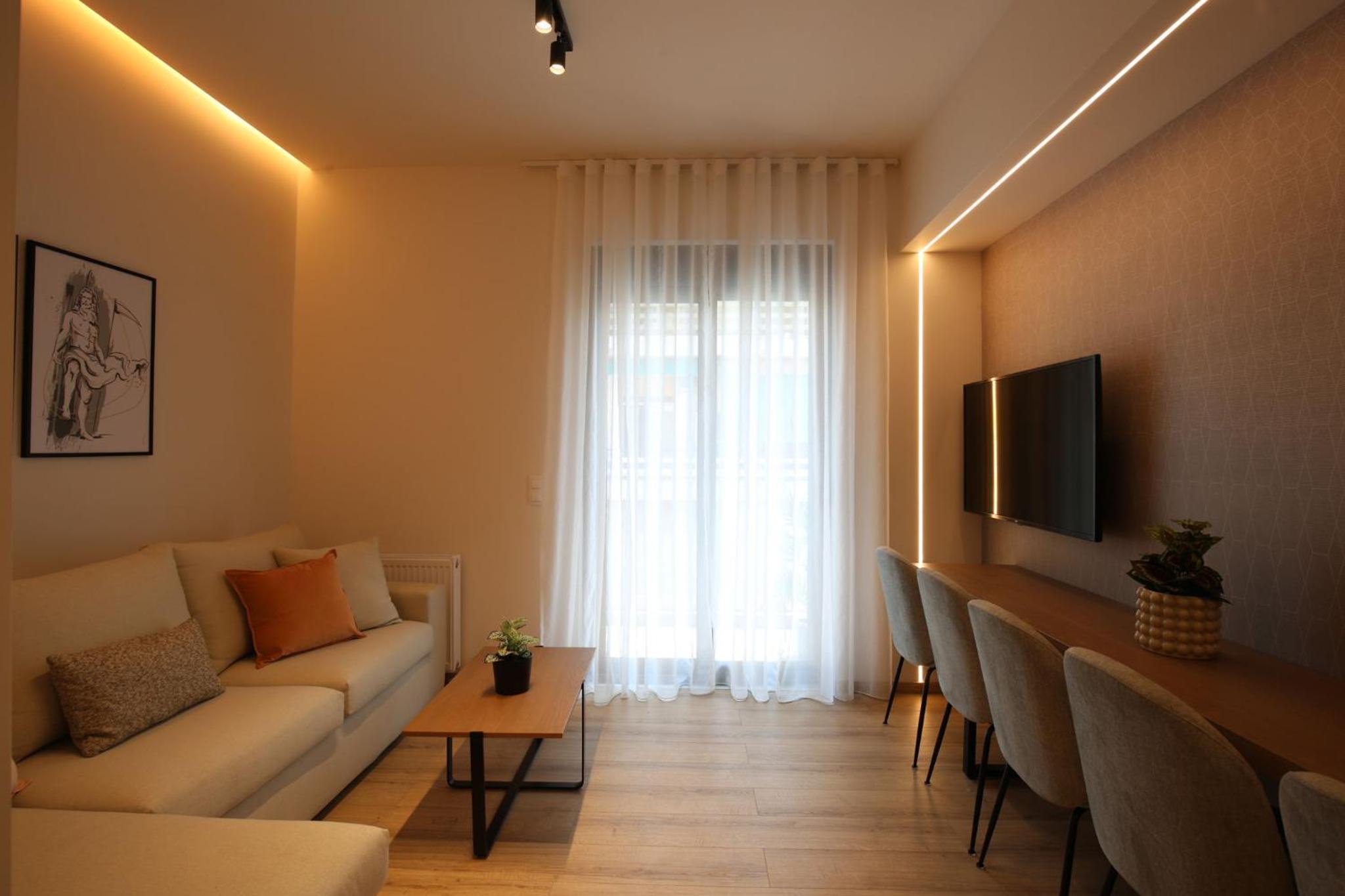 IO SUITES