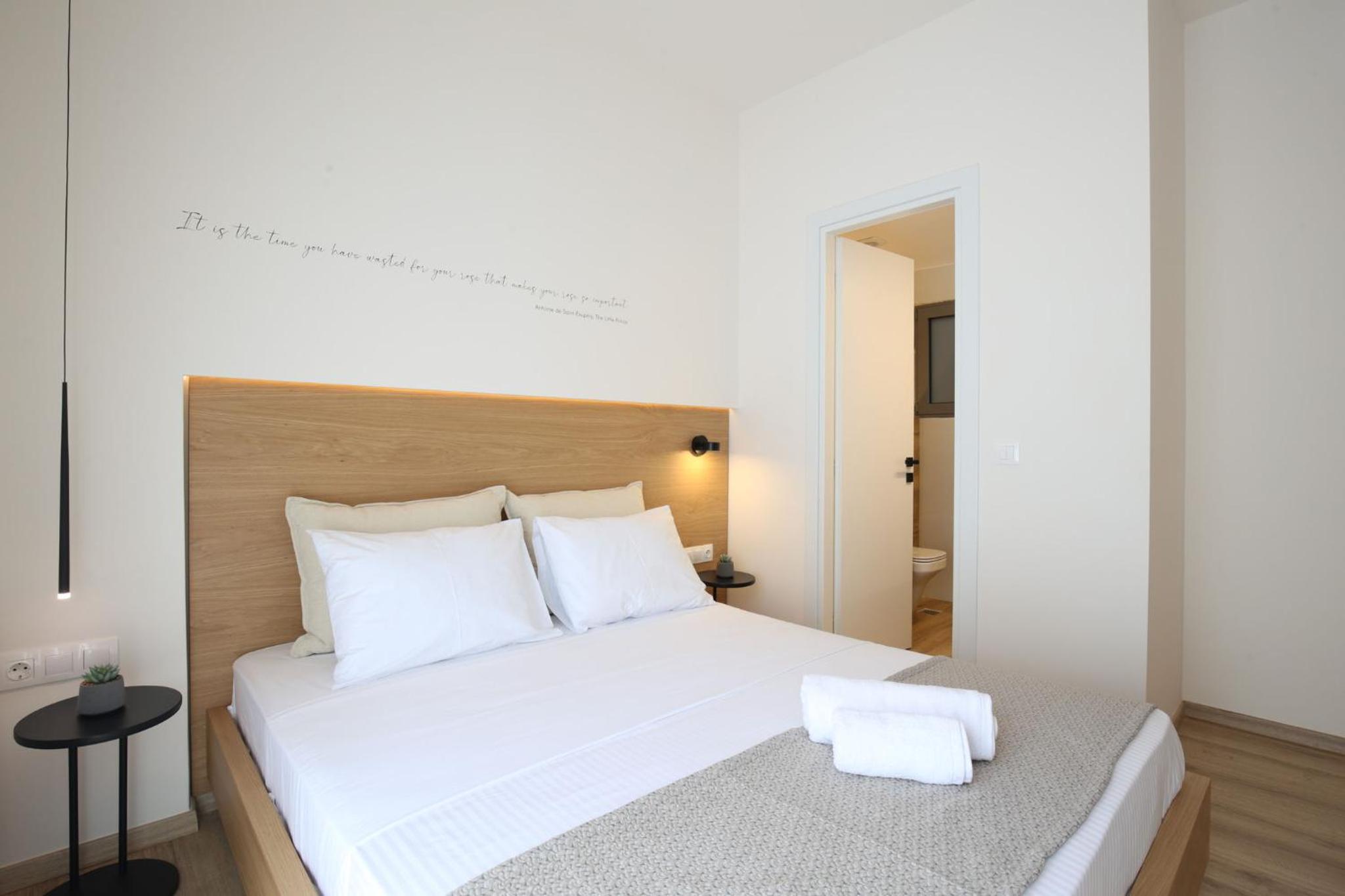 IO SUITES