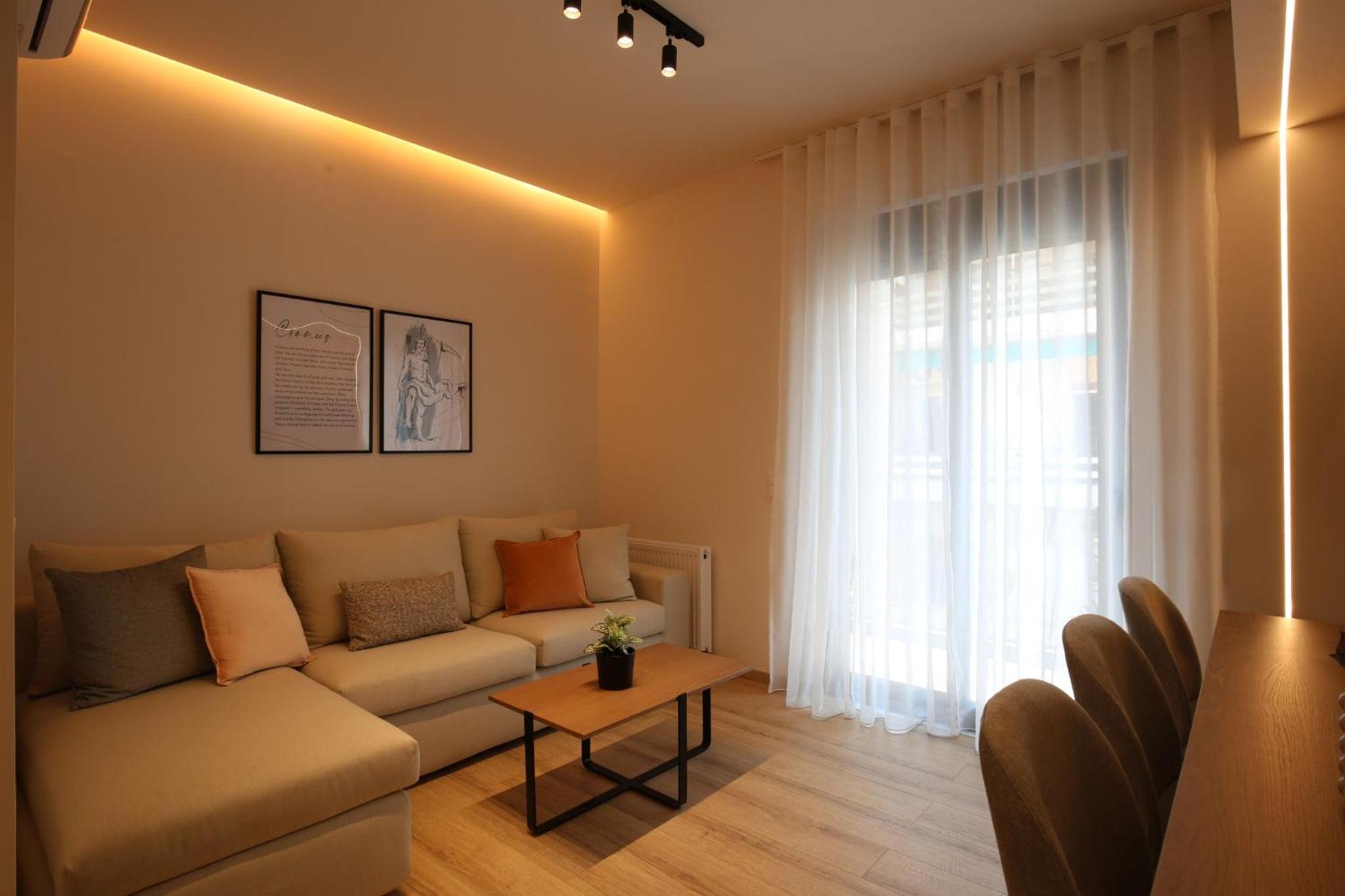 IO SUITES