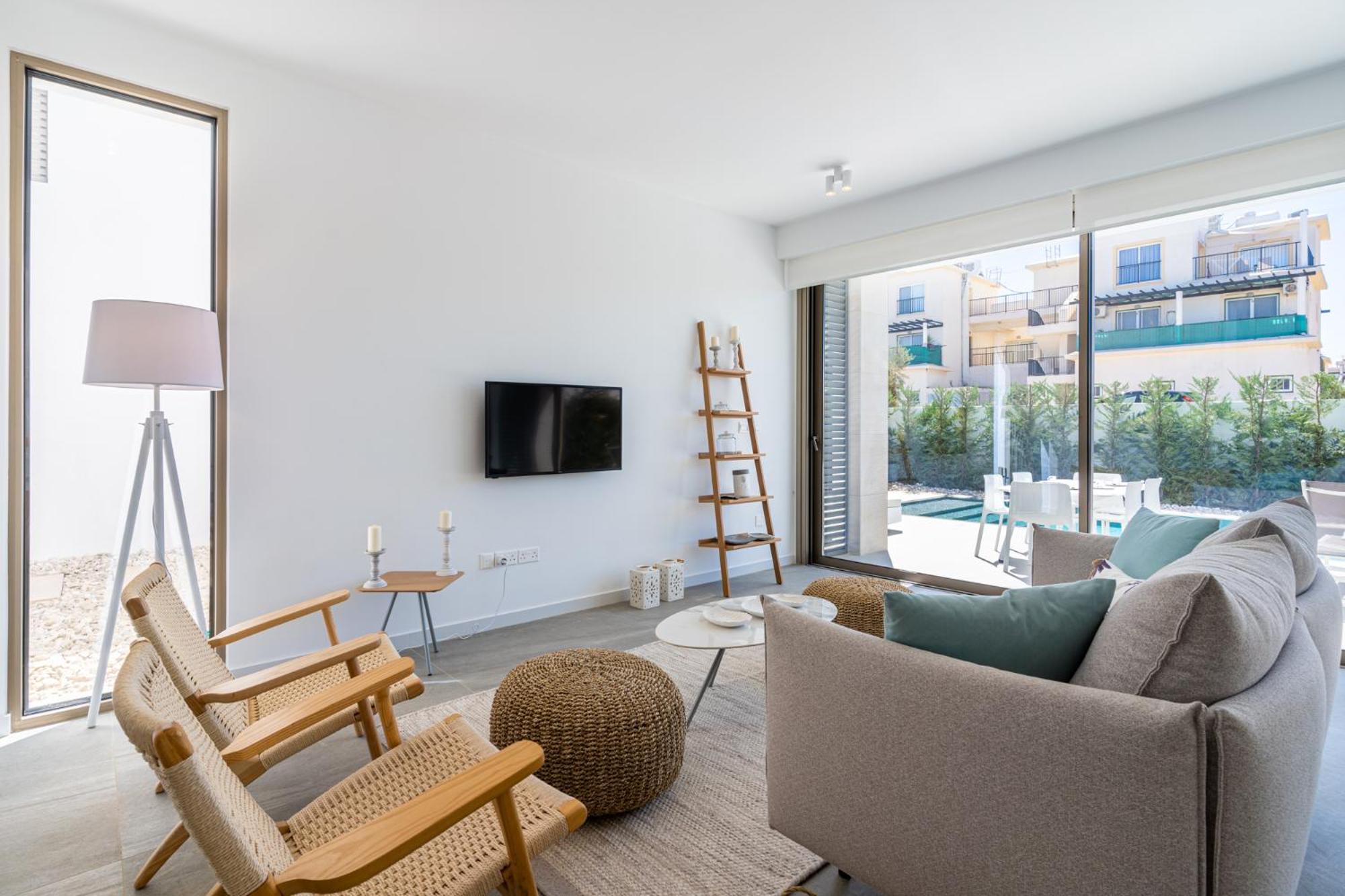Waves 3-Bedroom Villa in Protaras view 5