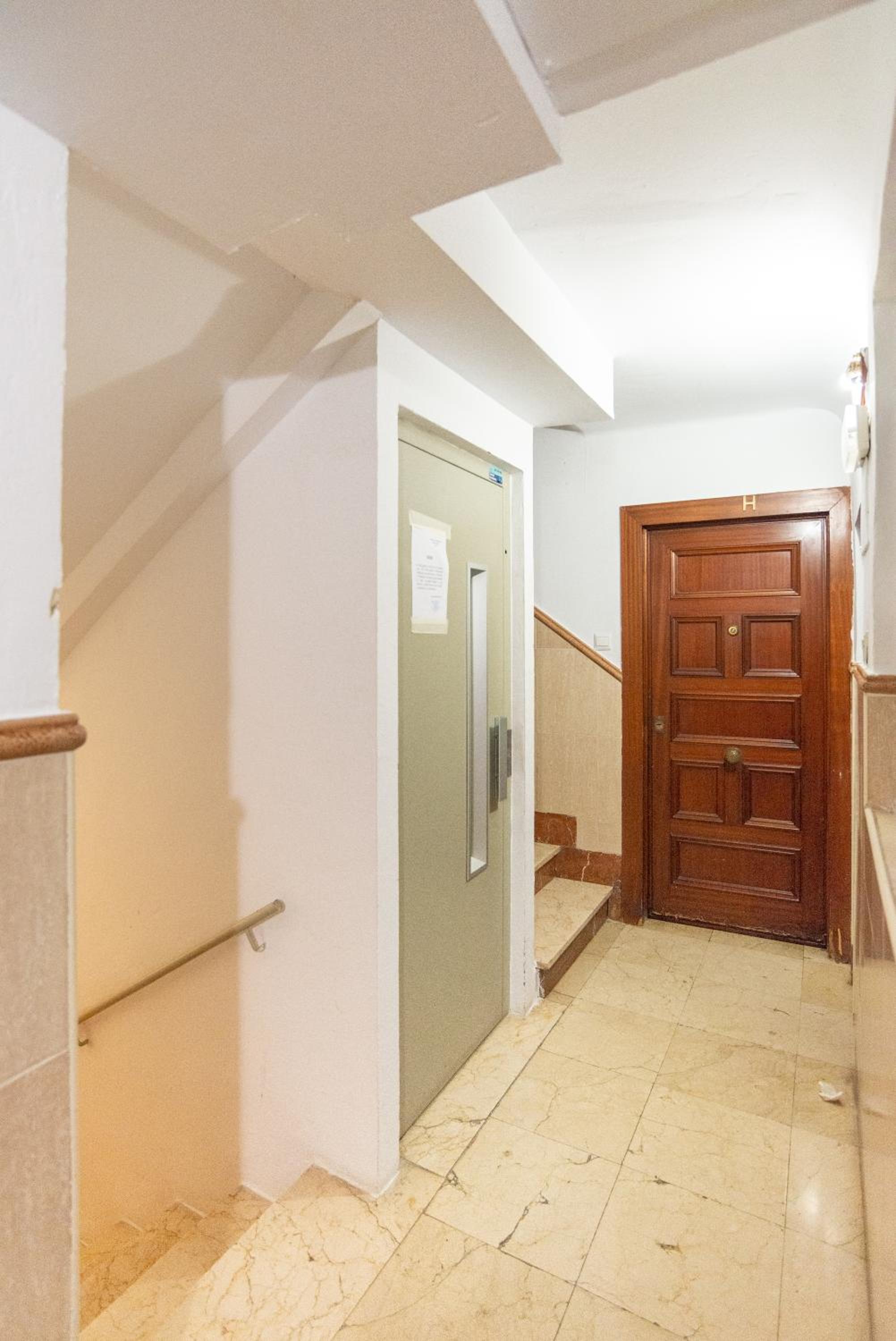 LUMINOSO APARTAMENTO RECIÉN REFORMADO