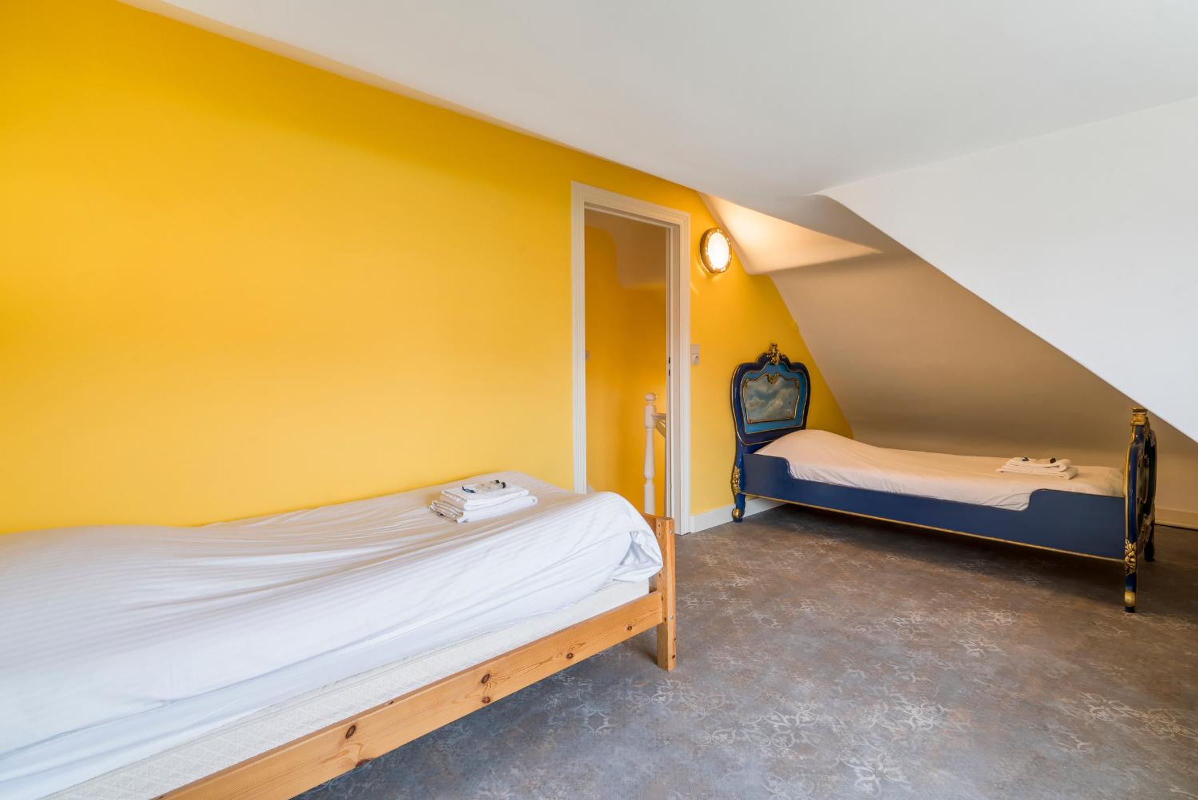 Karaktervolle familie villa 12p - ruim én vlak bij strand