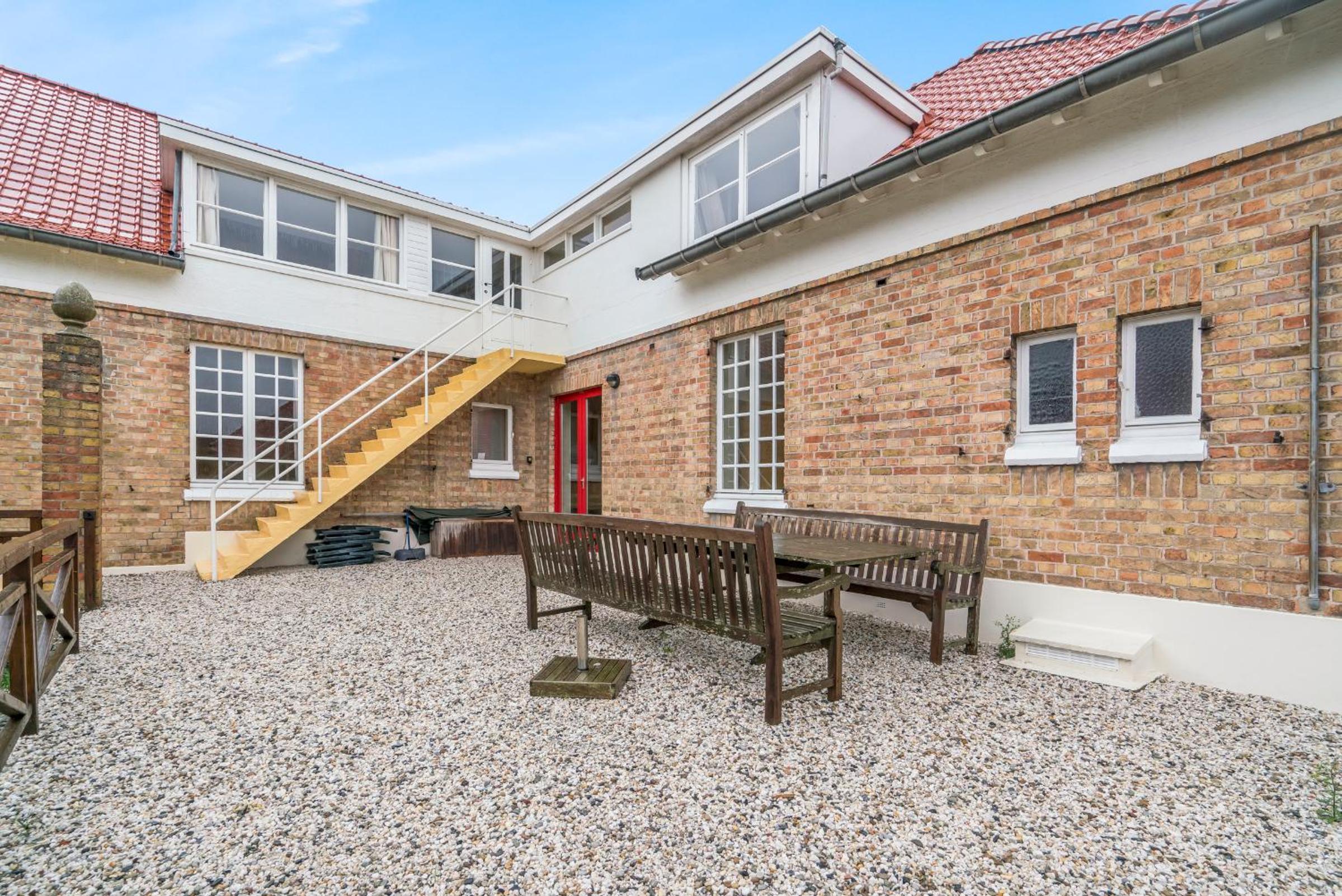Karaktervolle familie villa 12p - ruim én vlak bij strand