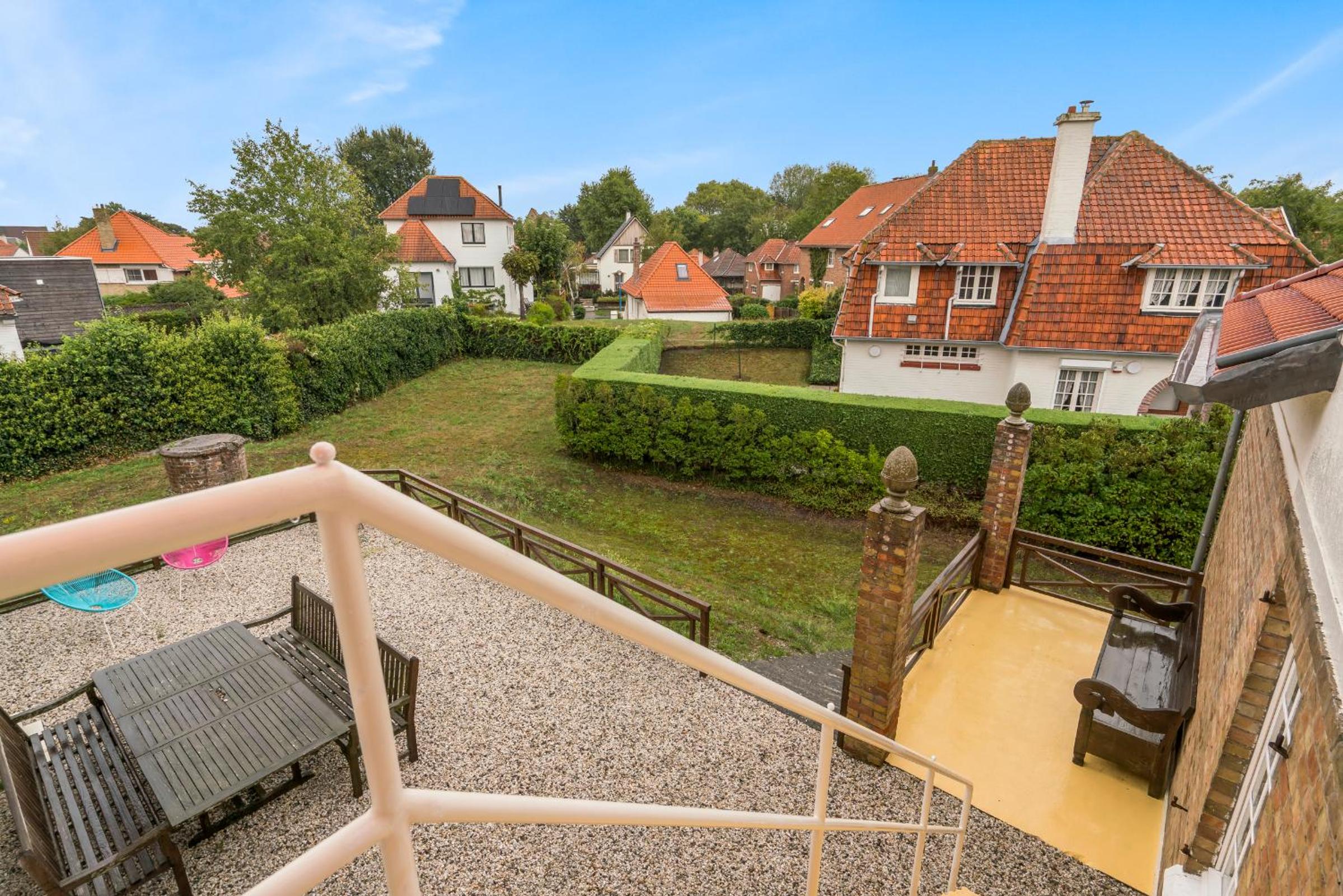 Karaktervolle familie villa 12p - ruim én vlak bij strand