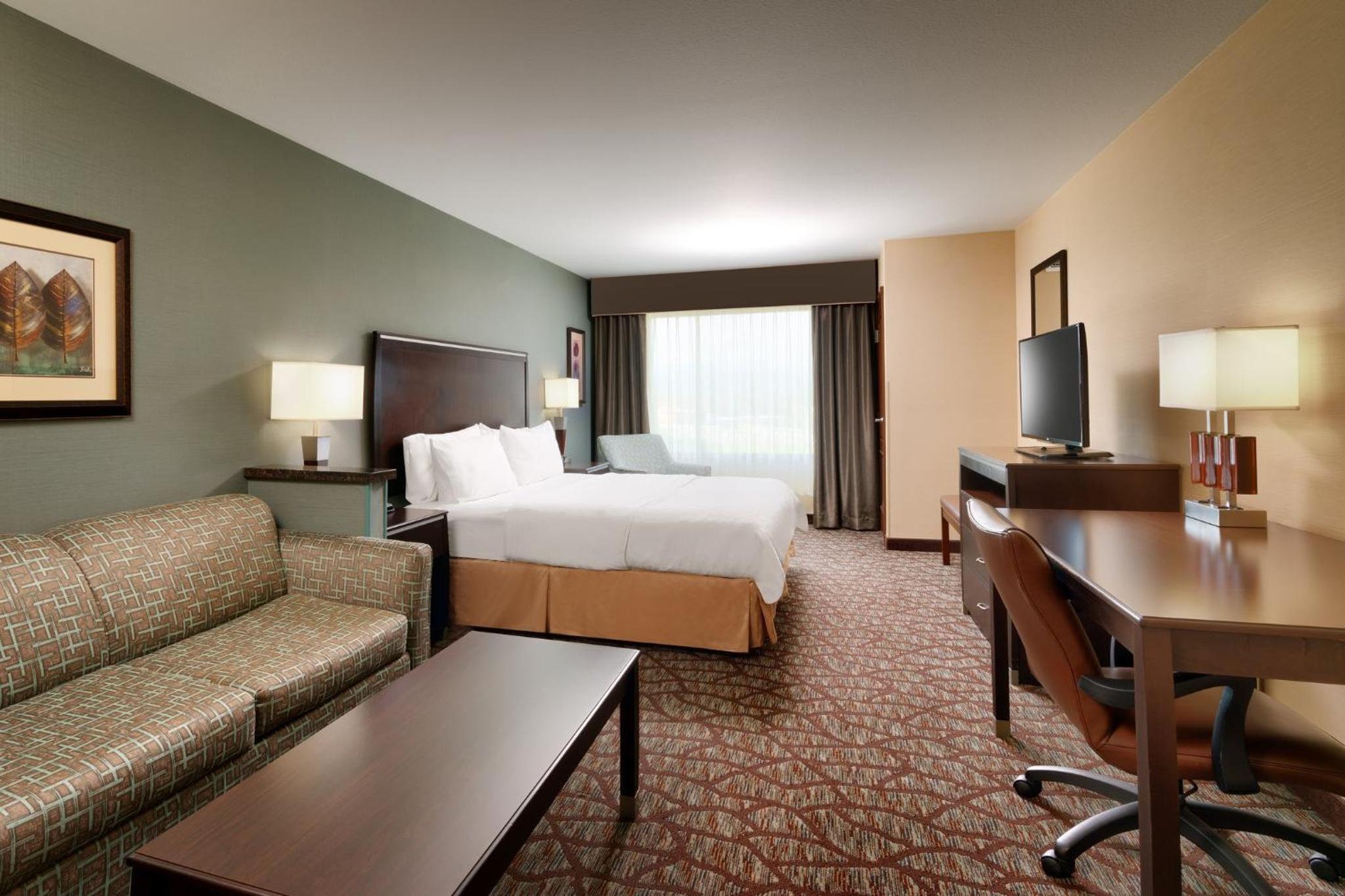 Butte Vacations - Holiday Inn Express Hotel  Suites Butte, an IHG Hotel - Property Image 10