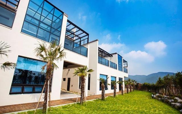 Hotel Demare Pension - Image 1