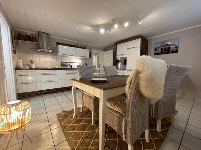 VILLA EMMILIO einzigartiges City Apartement 73 qm
