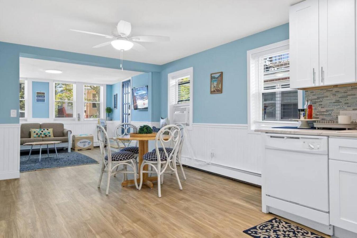 Gammys Beach Bungalow
