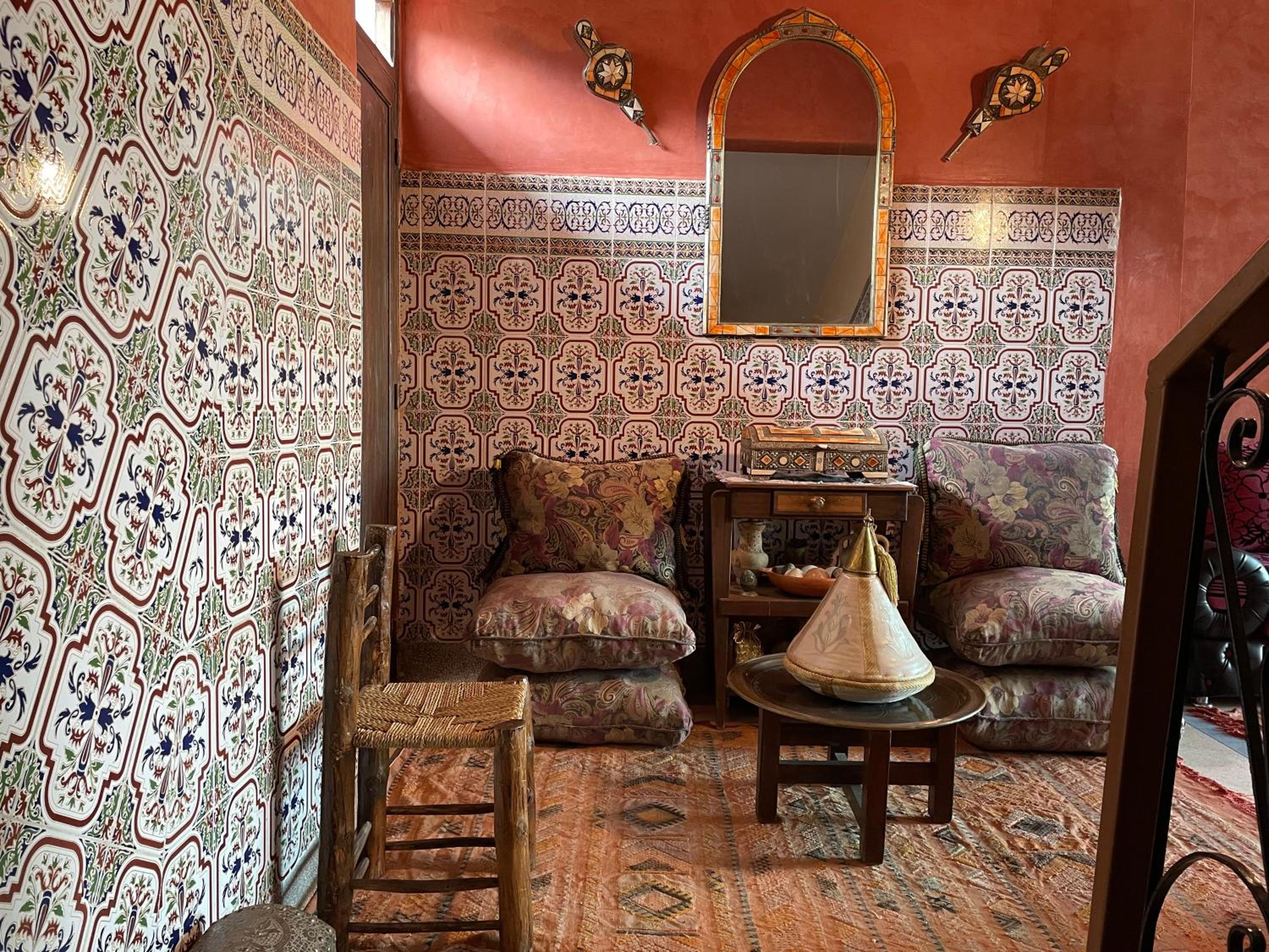 lounge