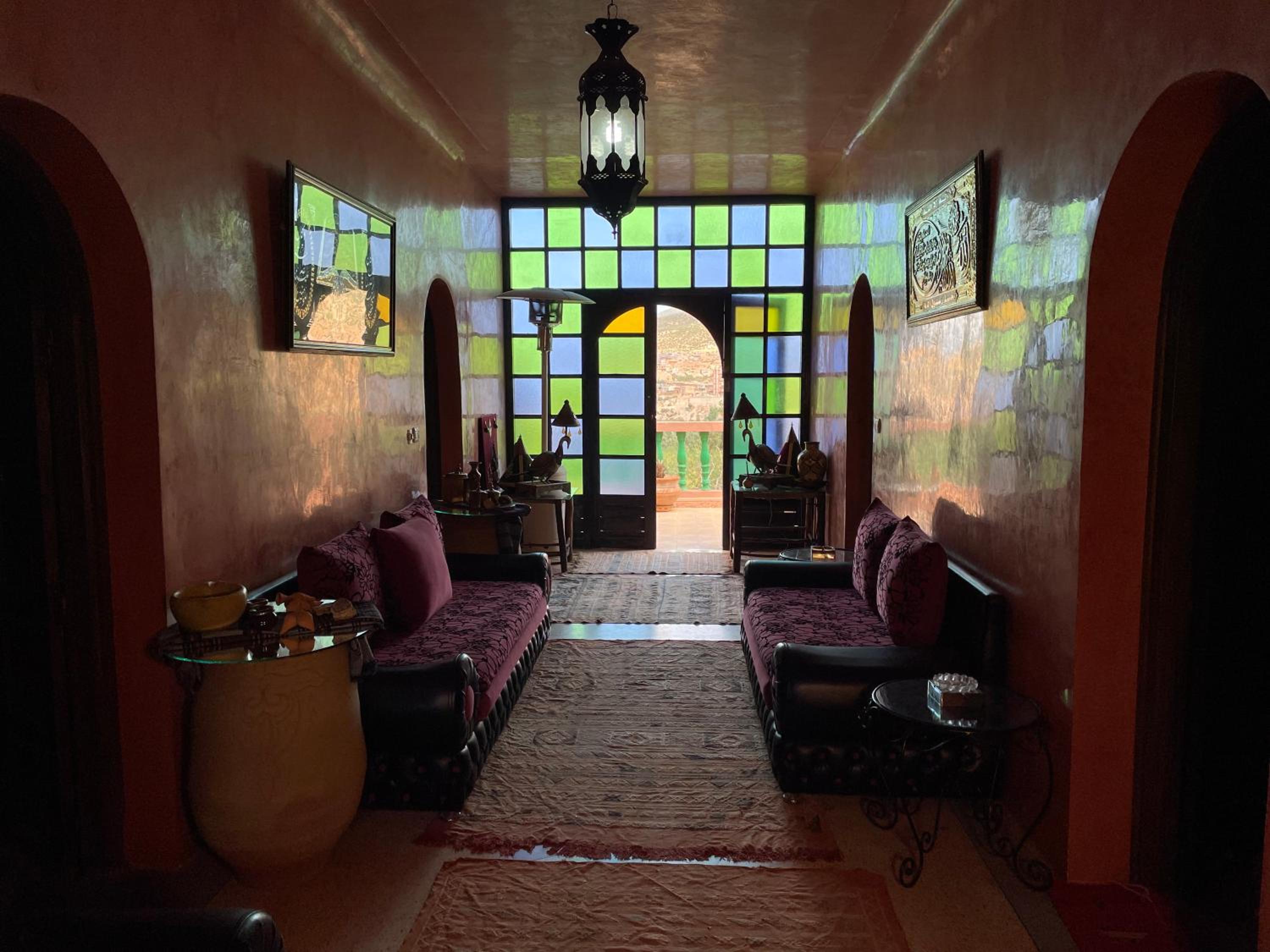 lounge