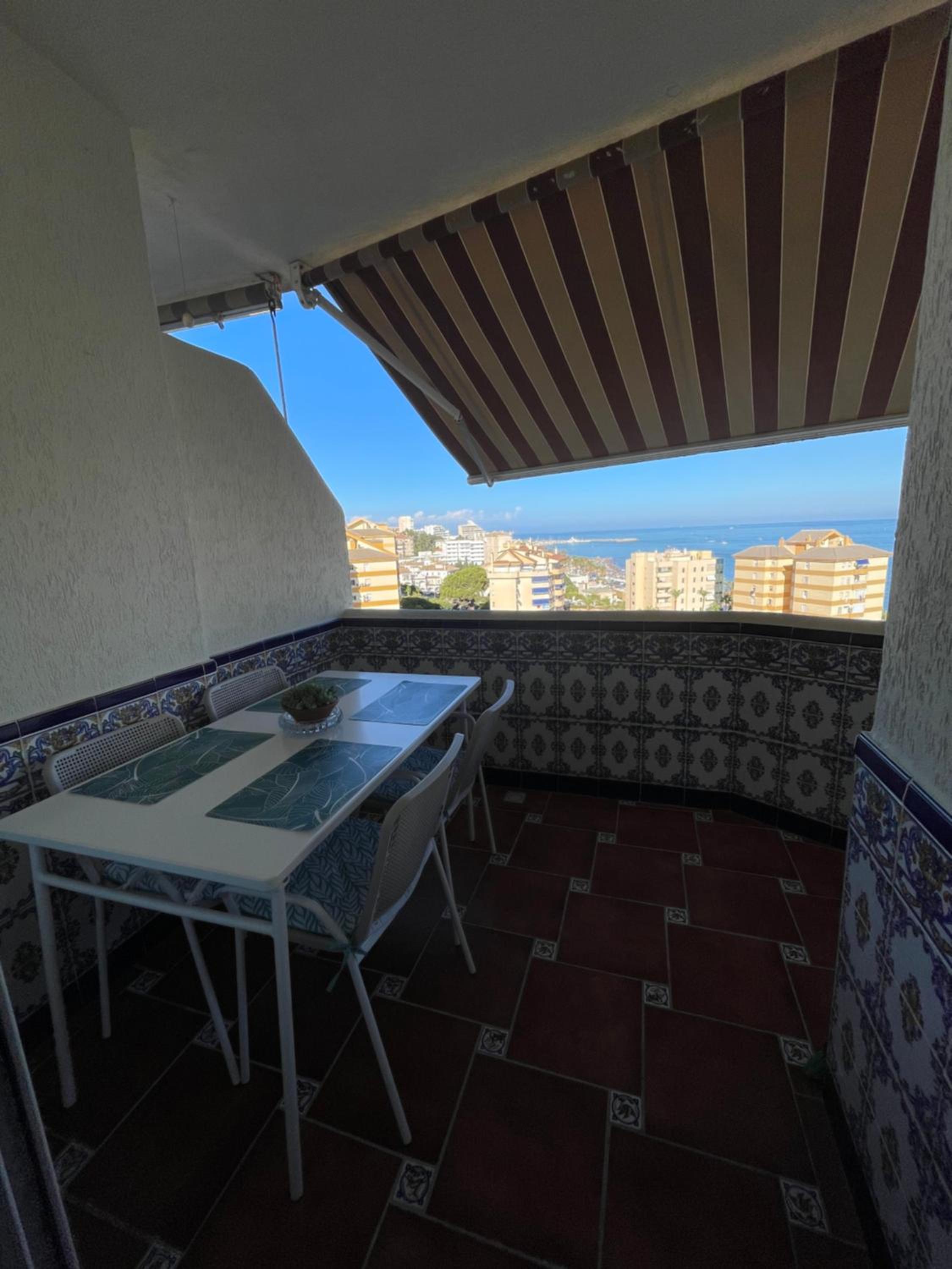 Benalbeach Smart Suite