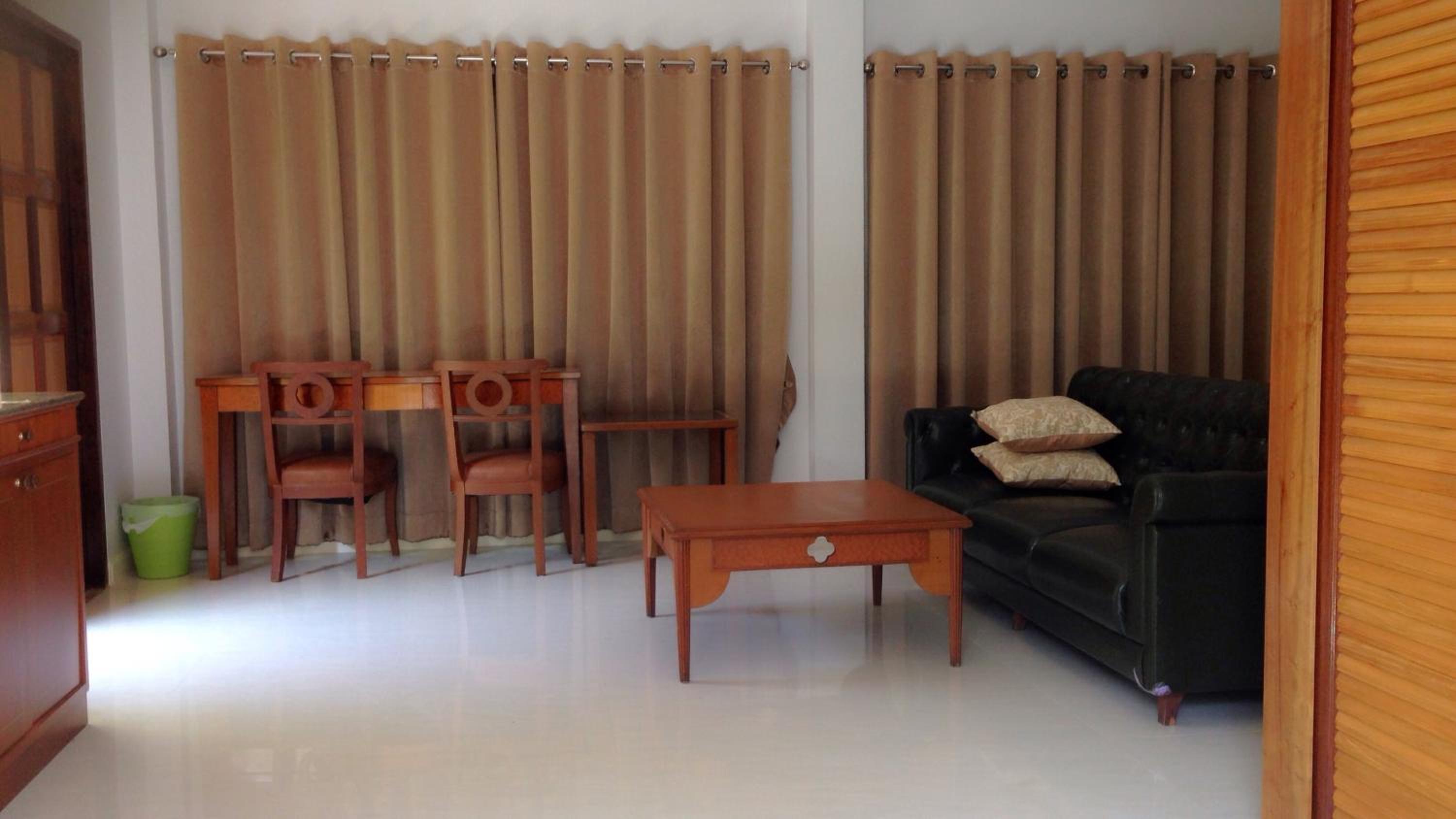 Damnoen Care Resort
