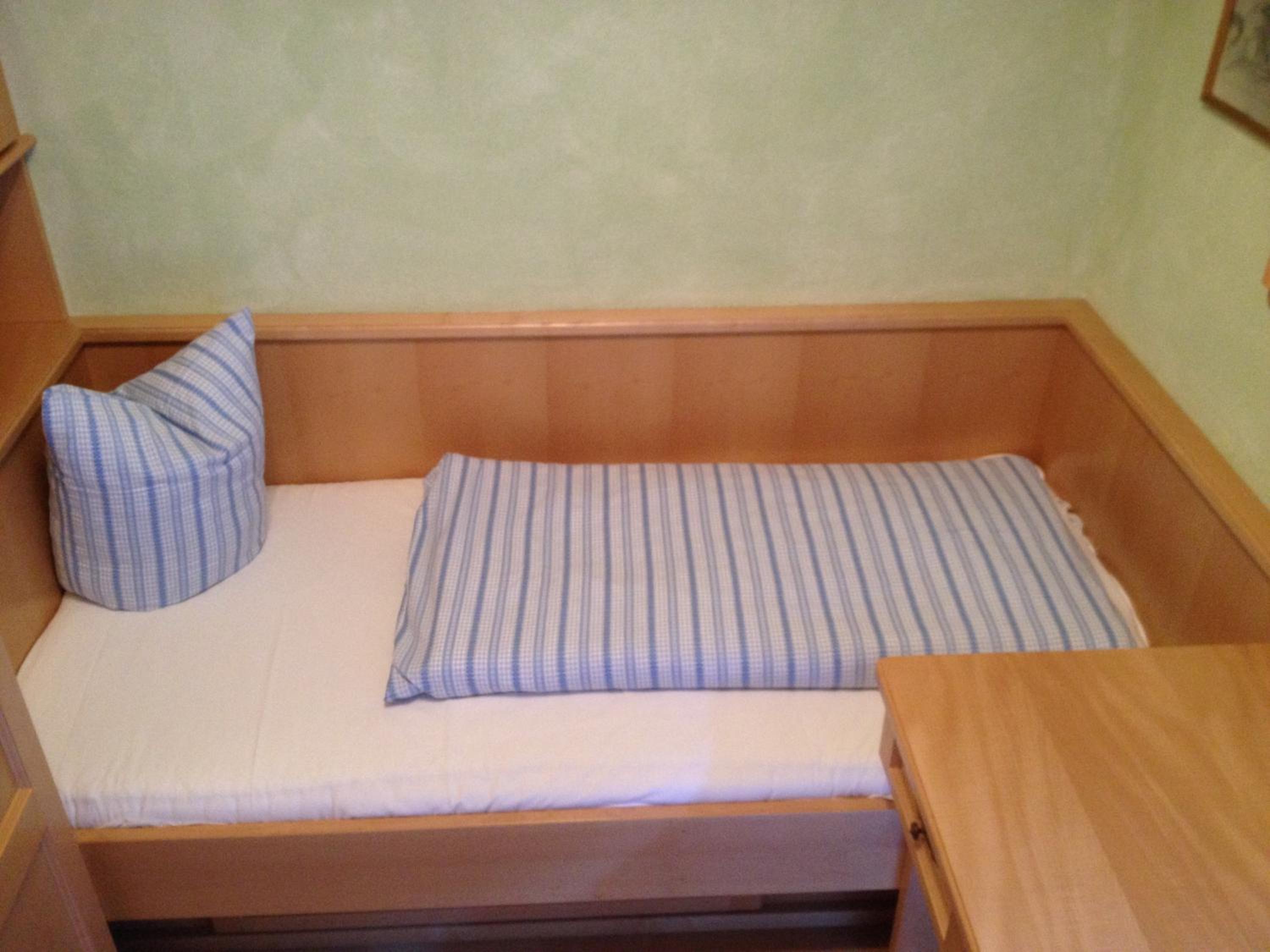 Photo 34