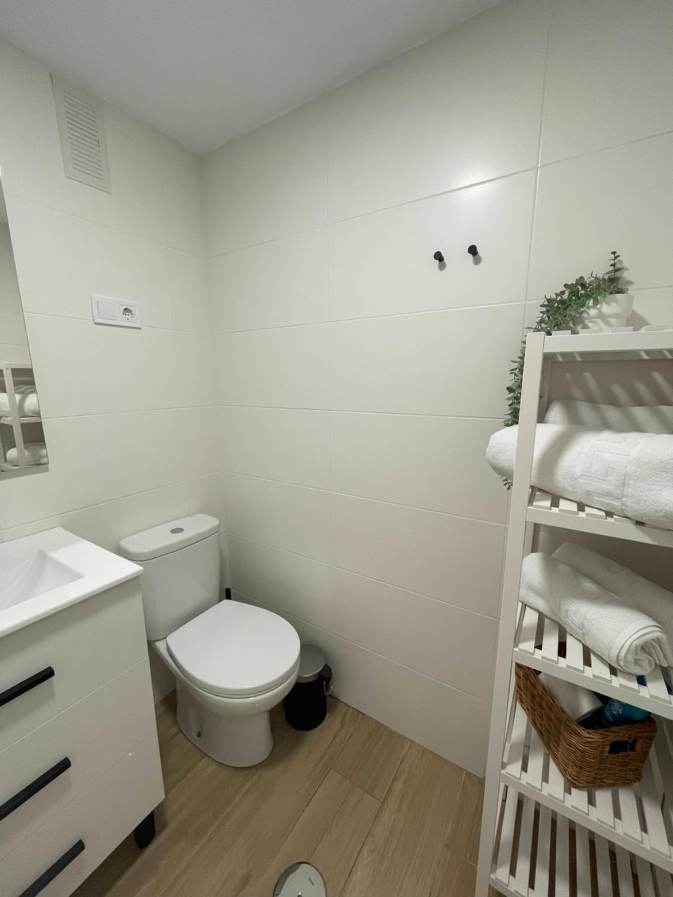 Benalbeach Smart Suite