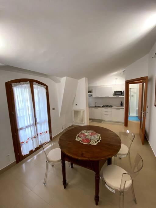 Sunny Home:Palo del Colle view 2