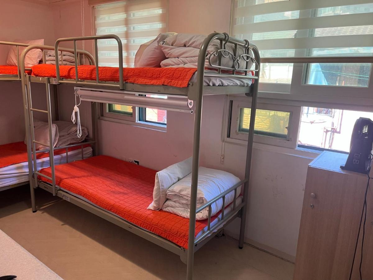 Hostel Korea - Original