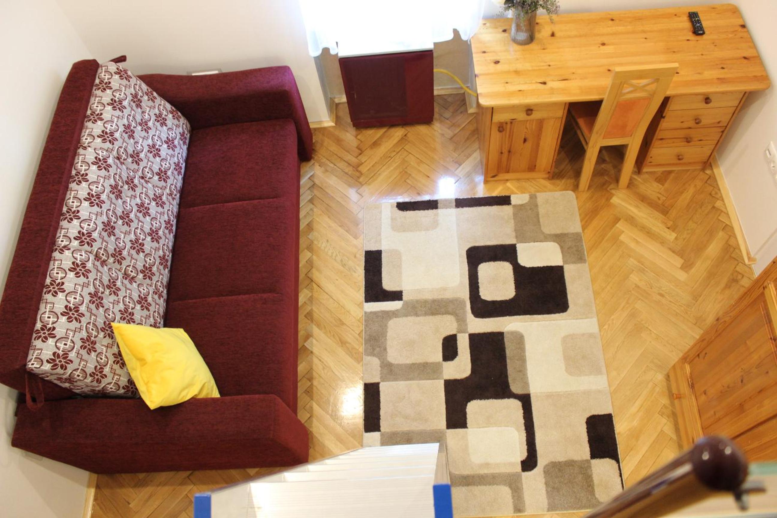 Photo 33