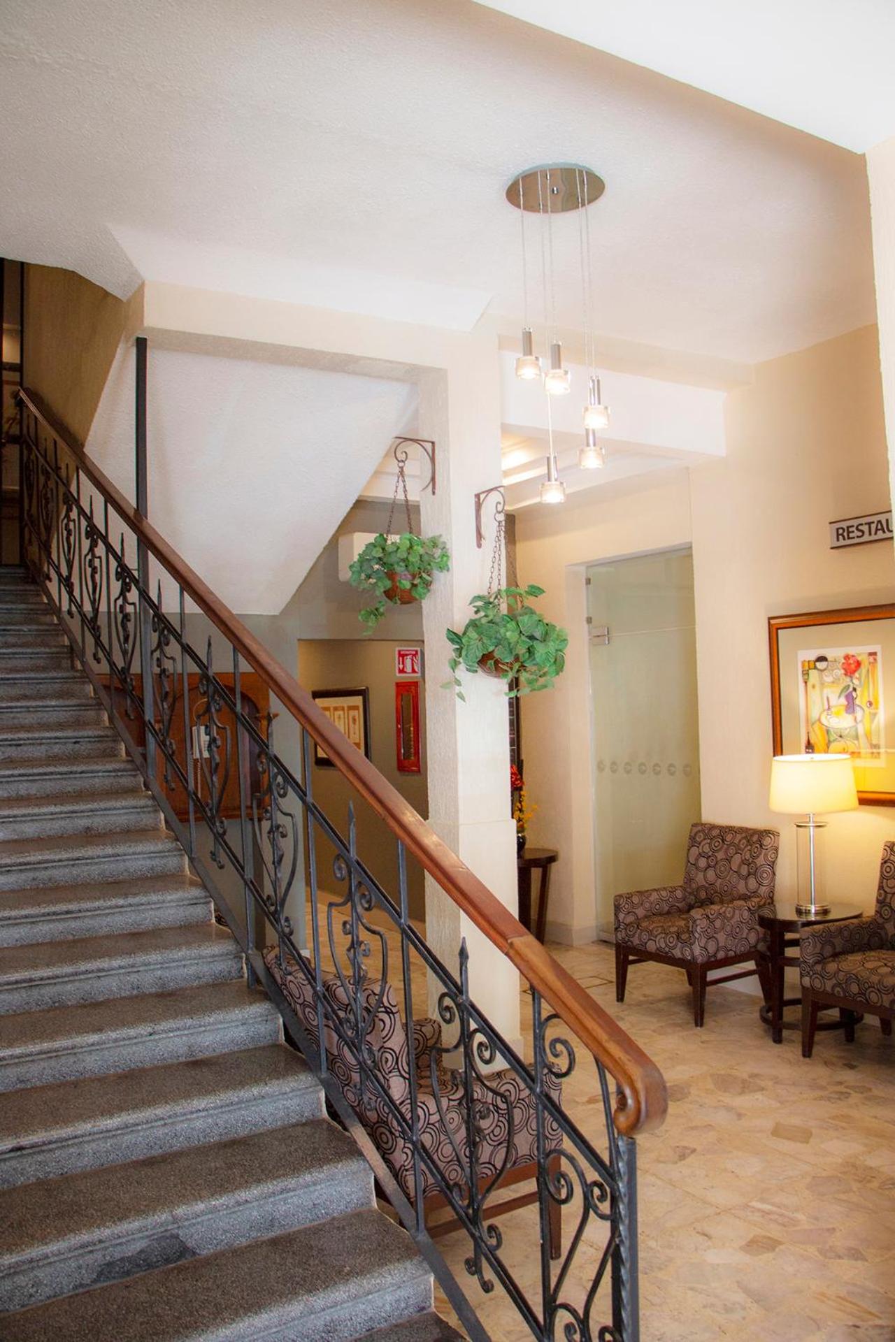 Los Mochis Vacations - Hotel Fenix - Property Image 3