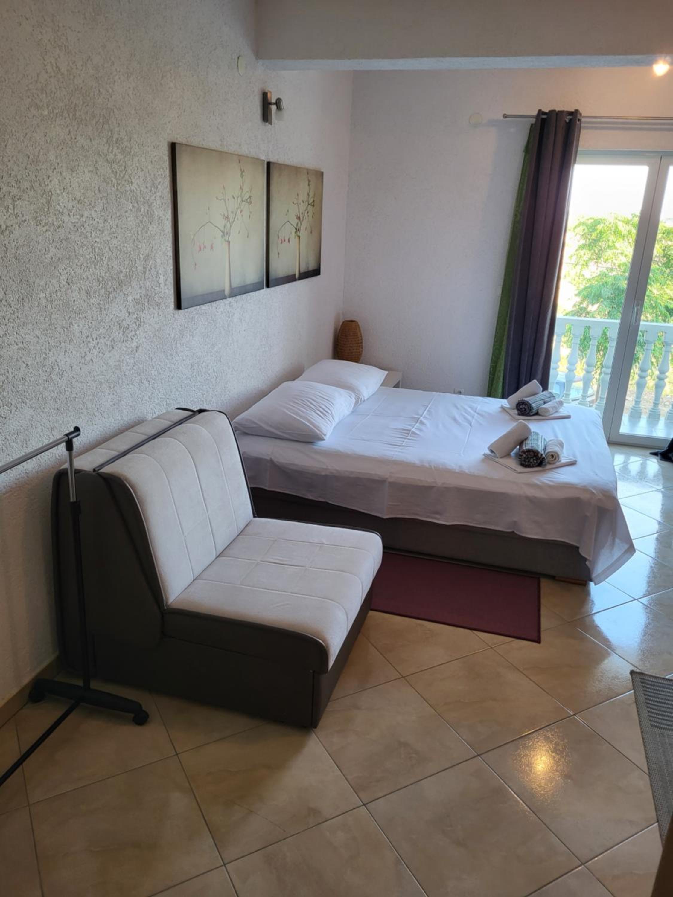 Apartmani Tustica view 3