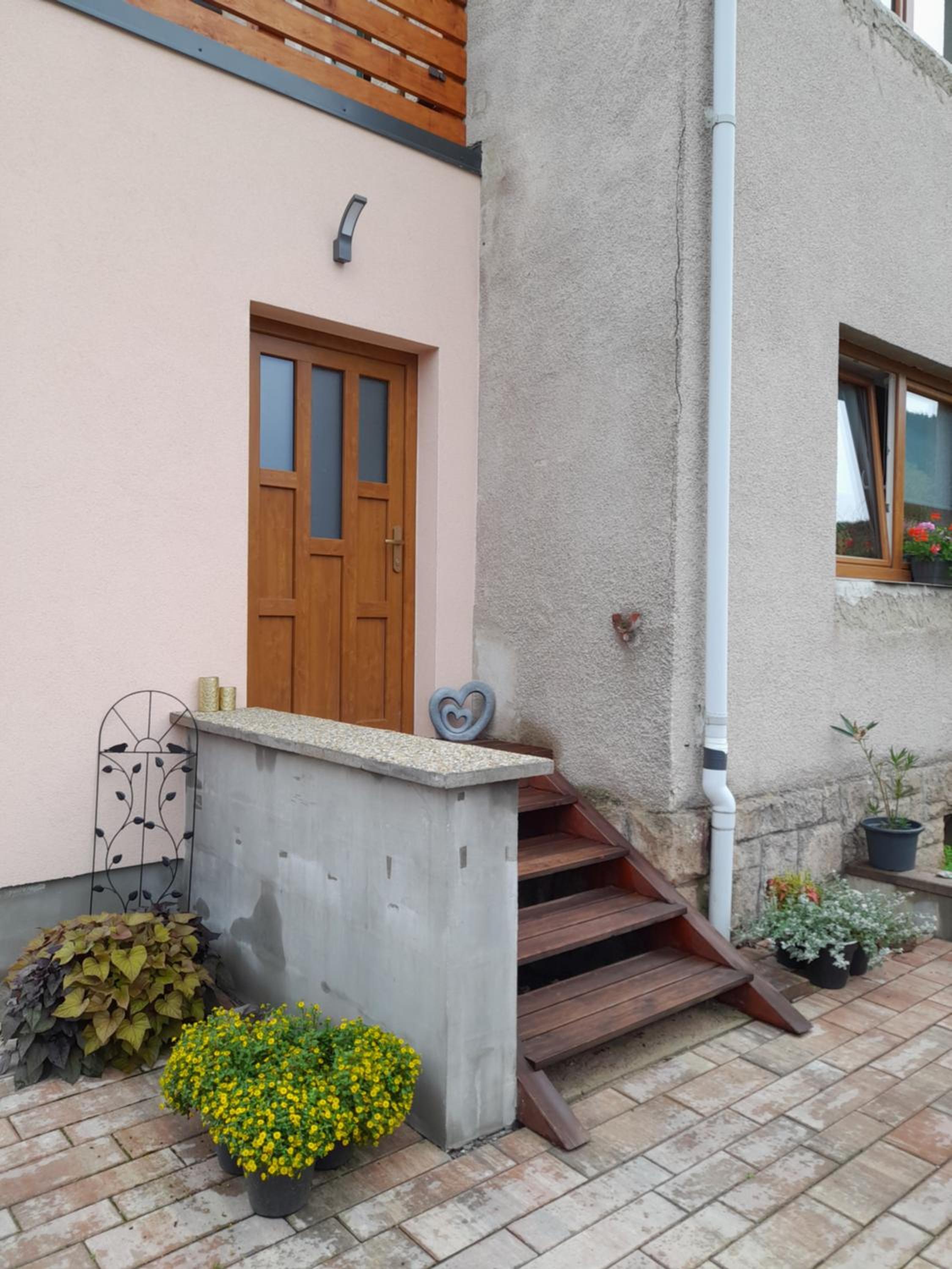 apartmán deVAde se dvěma ložnicemi a WiFi připojením