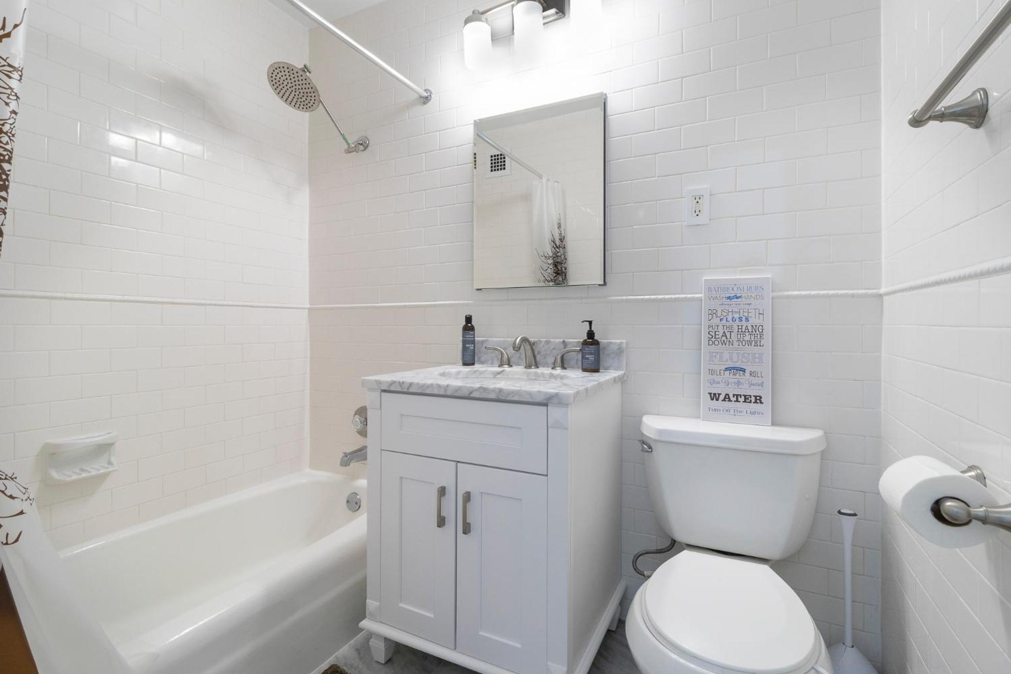 LUXURY DESIGNER GREENWICH VILLAGE 1BR HEAVEN!! BEAUTIFUL PANORAMIC CITY VIEWS!