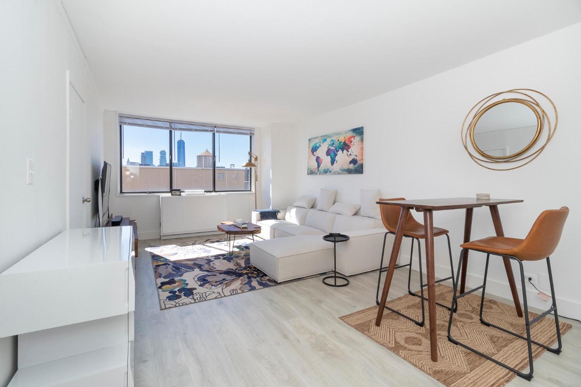 LUXURY DESIGNER GREENWICH VILLAGE 1BR HEAVEN!! BEAUTIFUL PANORAMIC CITY VIEWS!