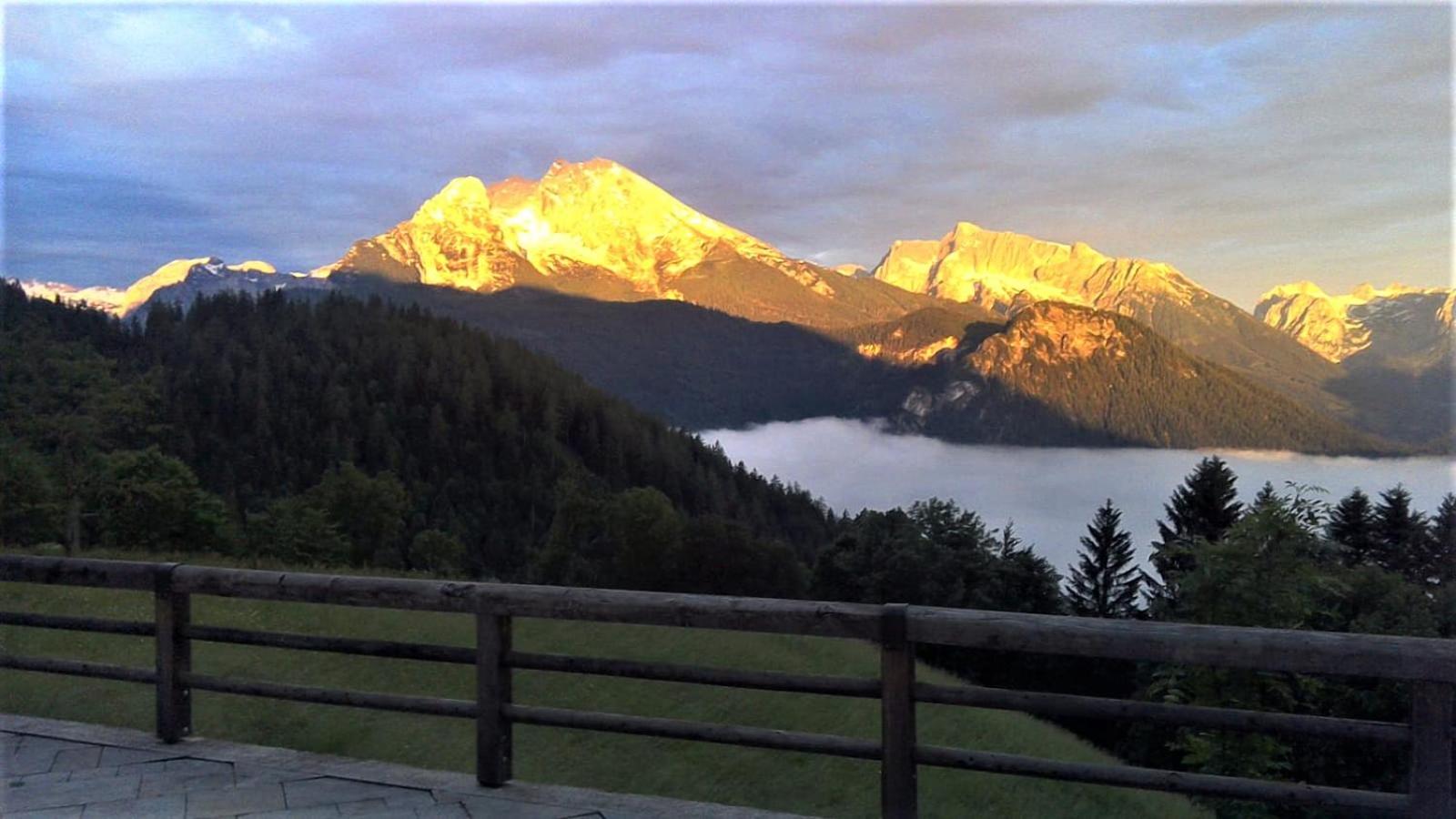 1 Bergpanorama und atemberaubende alpine Almlandschaft für absolute Nichtraucher