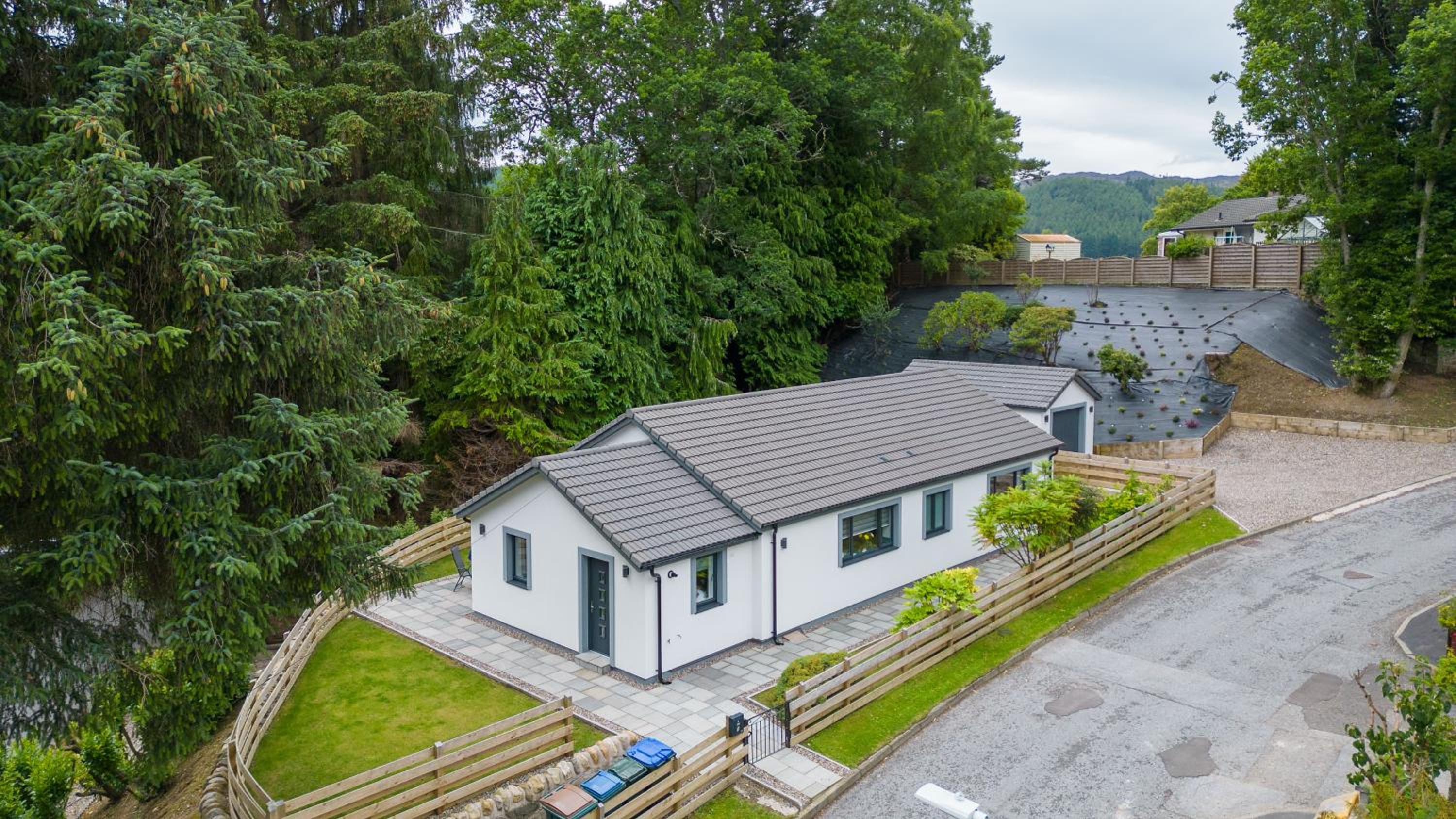 Pitlochry Vacations - Heather House , luxury holiday house in Pitlochry - Property Image 1