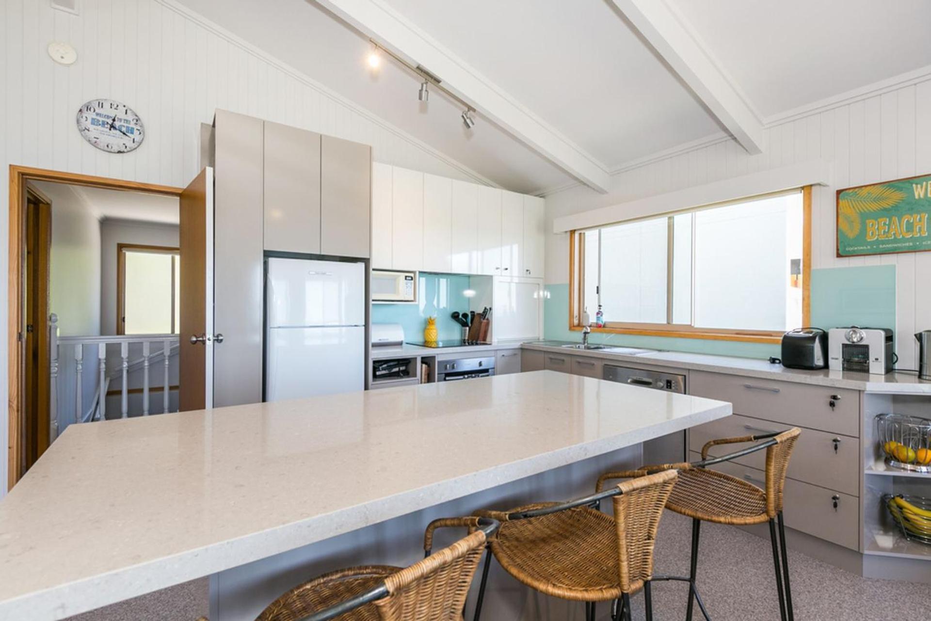 Boston Beach House - BYO Linen