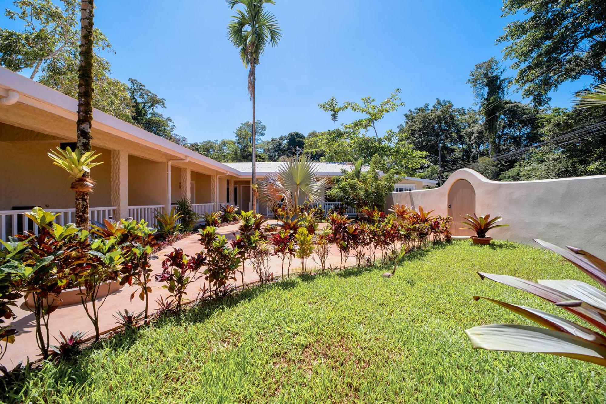 Villa Casa Azul & Arena Blanca Apartamentos