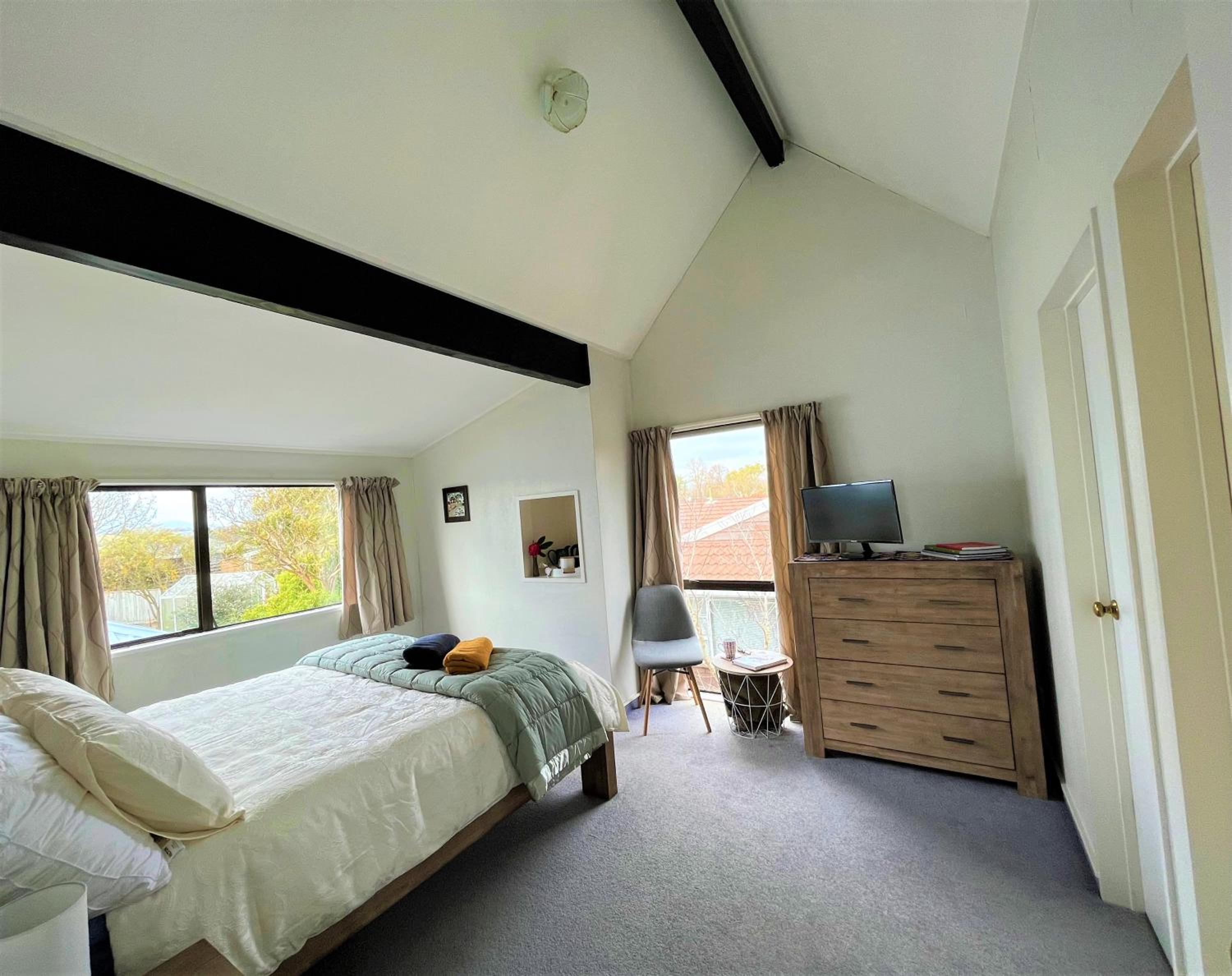 Charm on Chippendale Ensuite B&B view 5