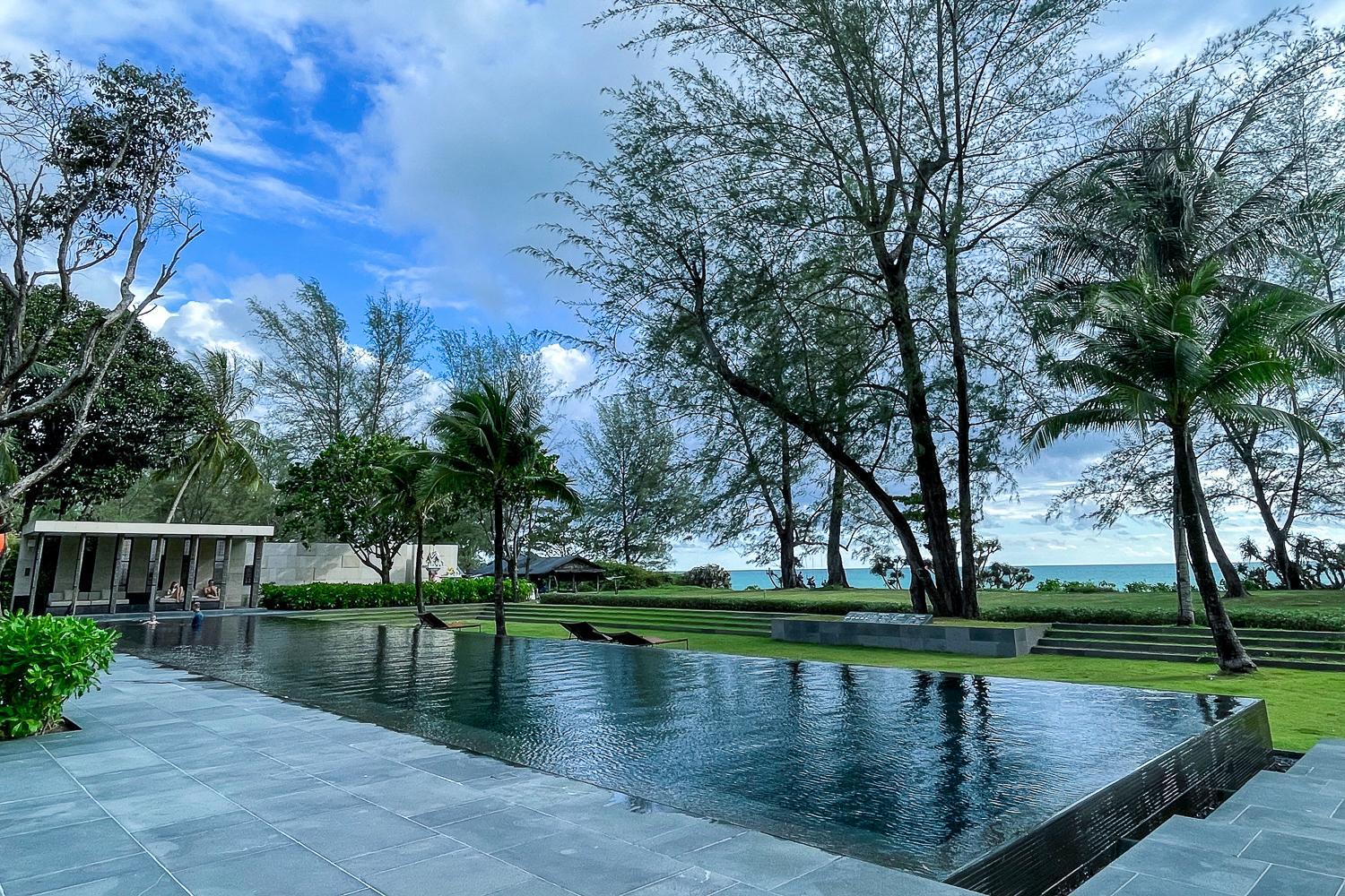 swimming pool
