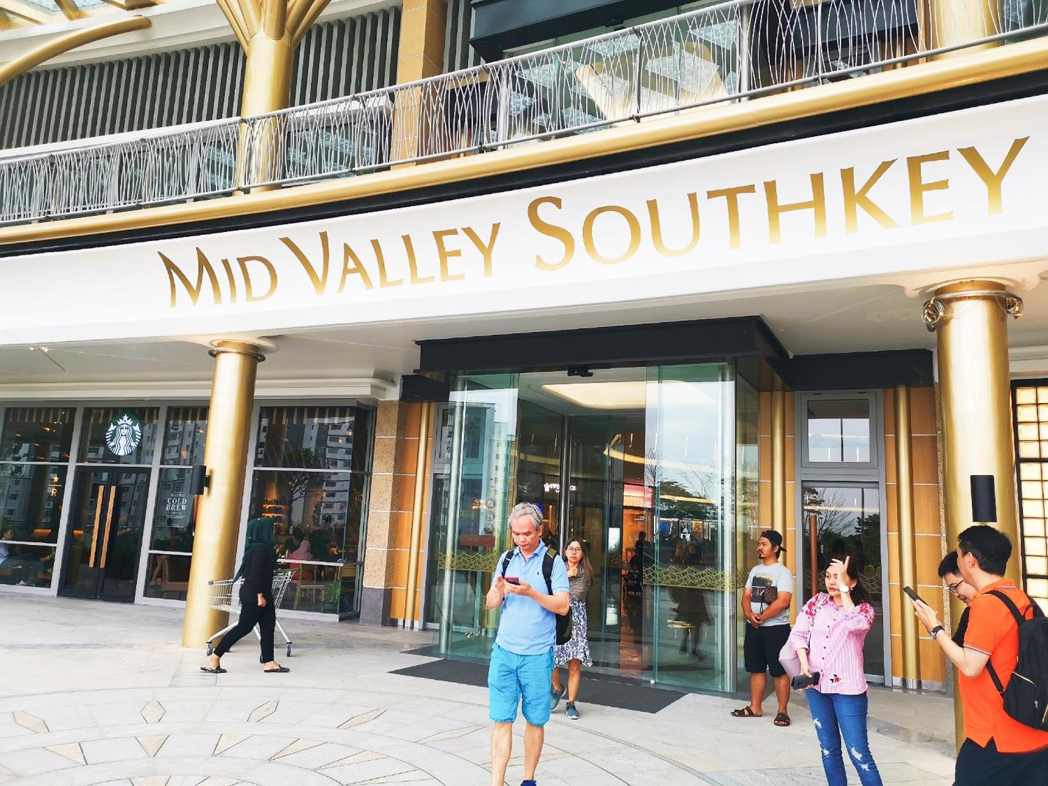 Mid Valley Southkey Mosaic by RR JBcity