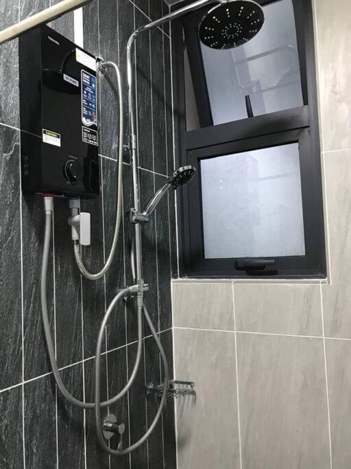 KLCC VIEW-3 BED LOVELY APARTMENTS IN KUALA LUMPUR
