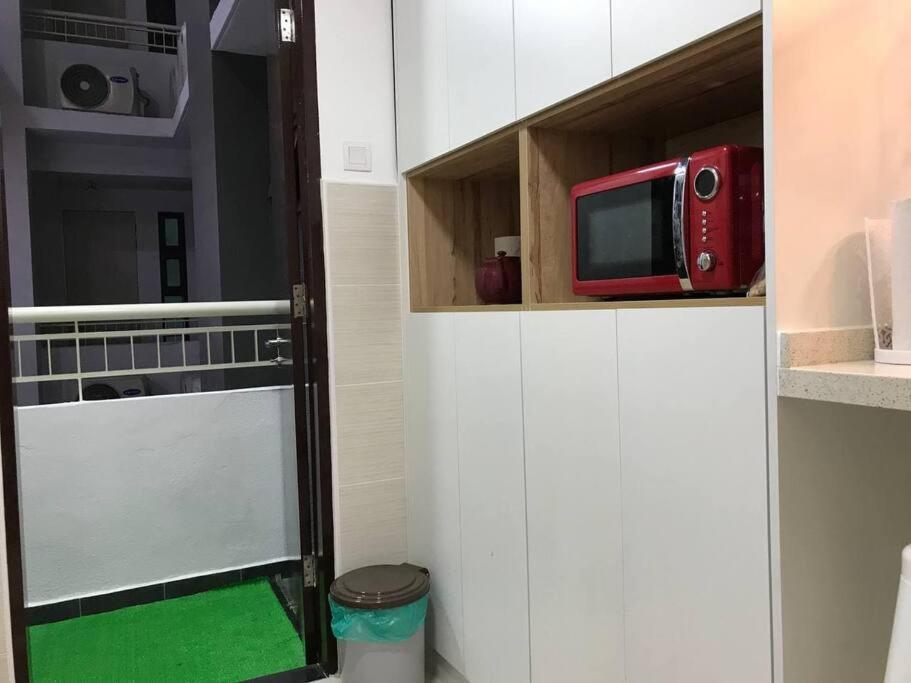 KLCC VIEW-3 BED LOVELY APARTMENTS IN KUALA LUMPUR