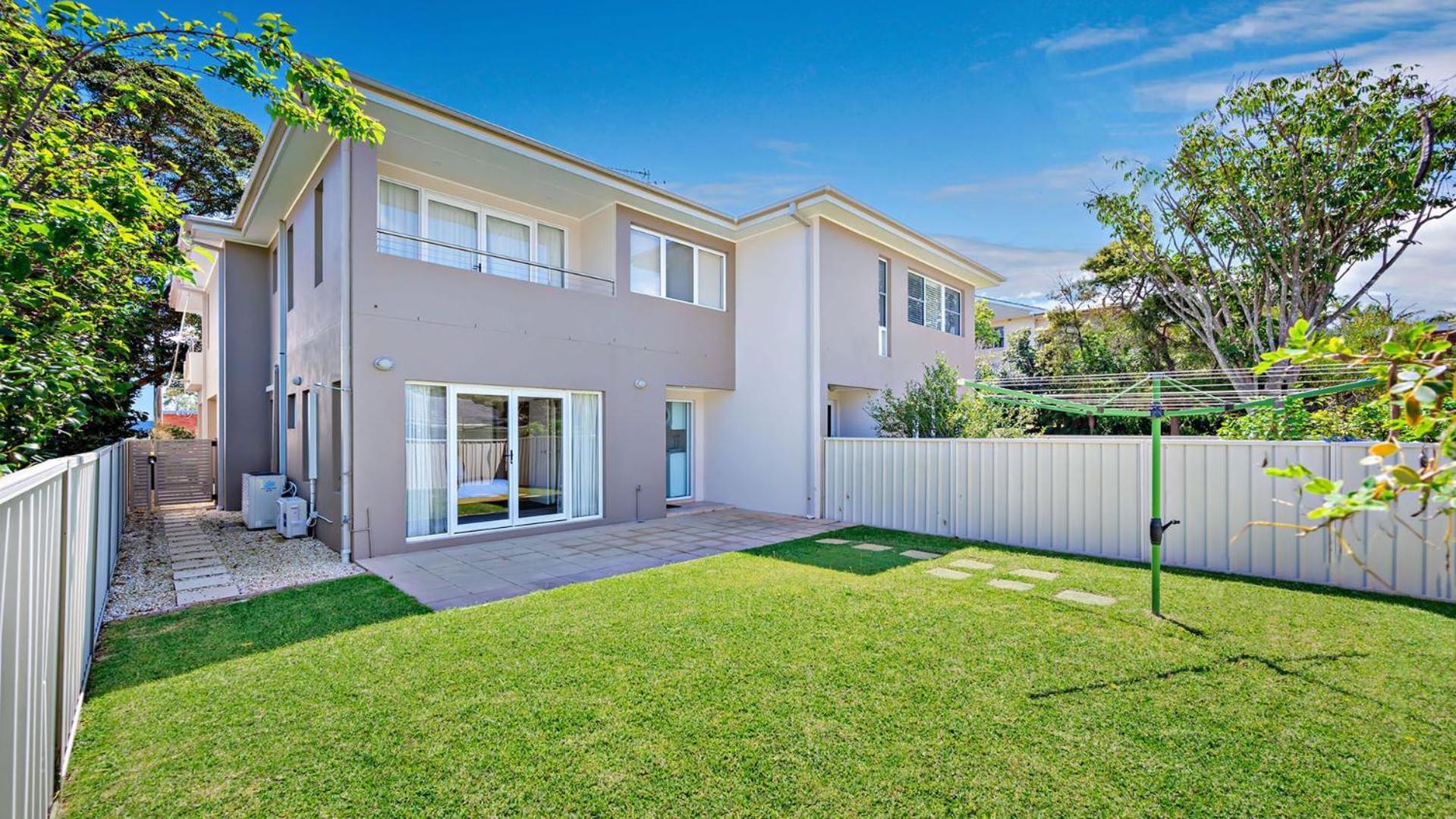 Hotel Dutchmans Bay Escape 45A Thurlow - Image 1