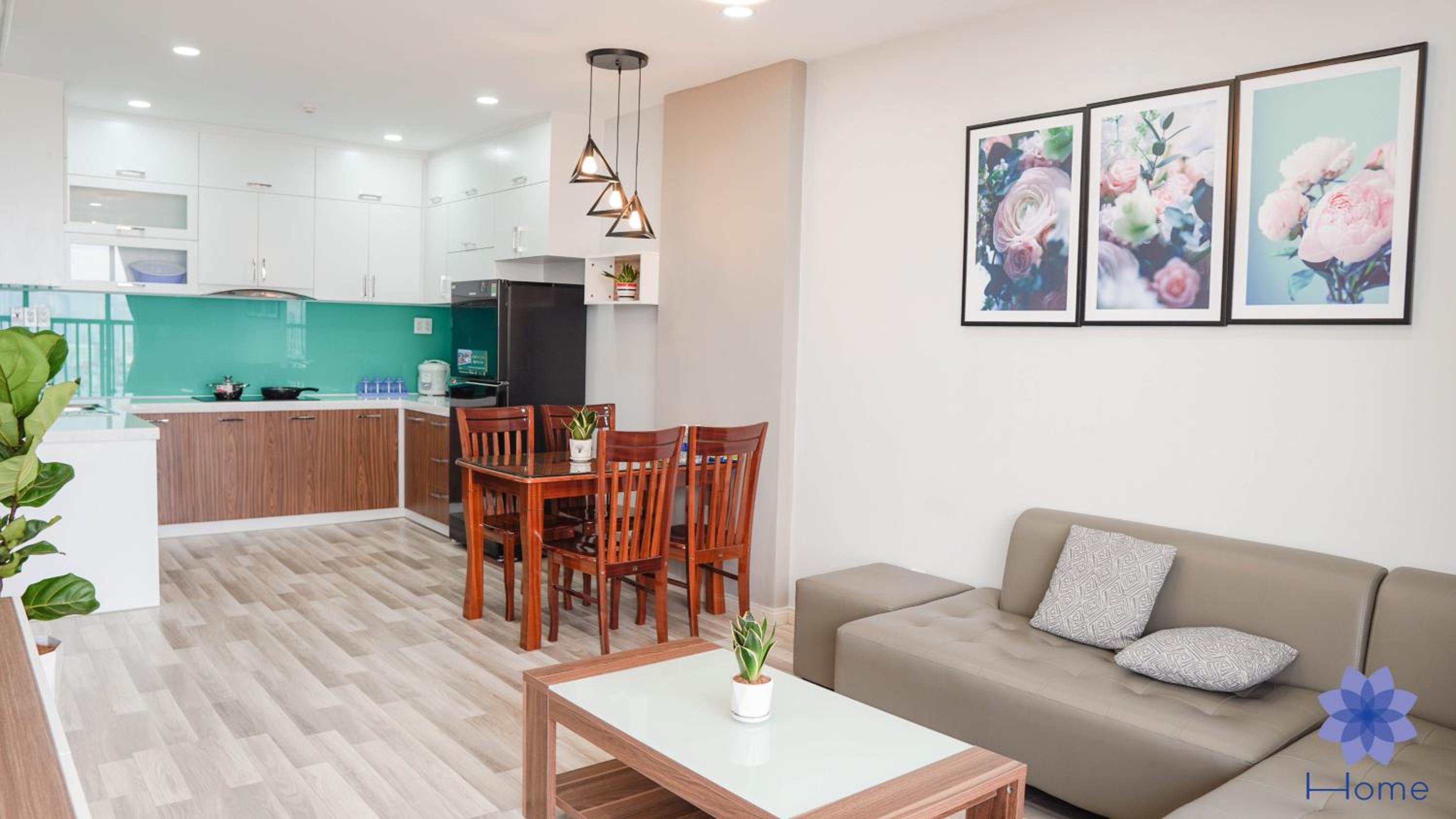 HOME, Apartments for rent in Orchard Park View building w/Free Gym&Pool