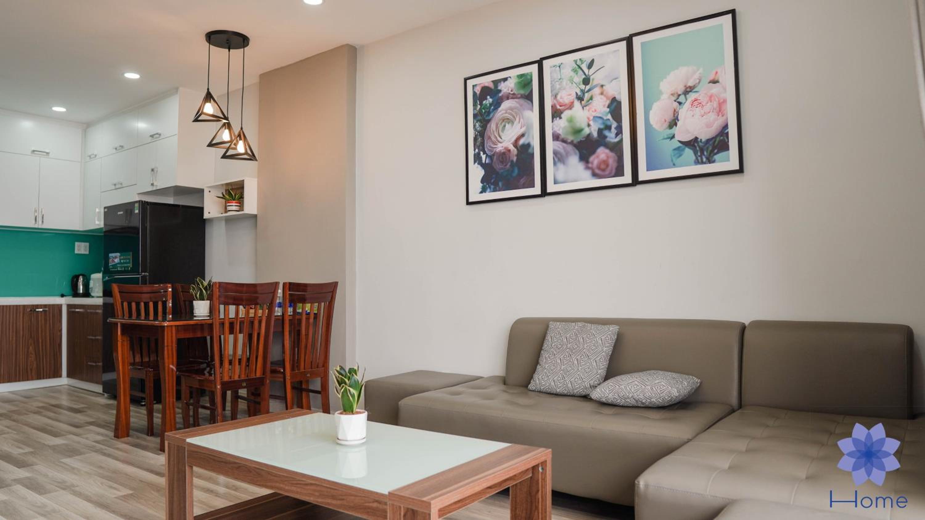 HOME, Apartments for rent in Orchard Park View building w/Free Gym&Pool