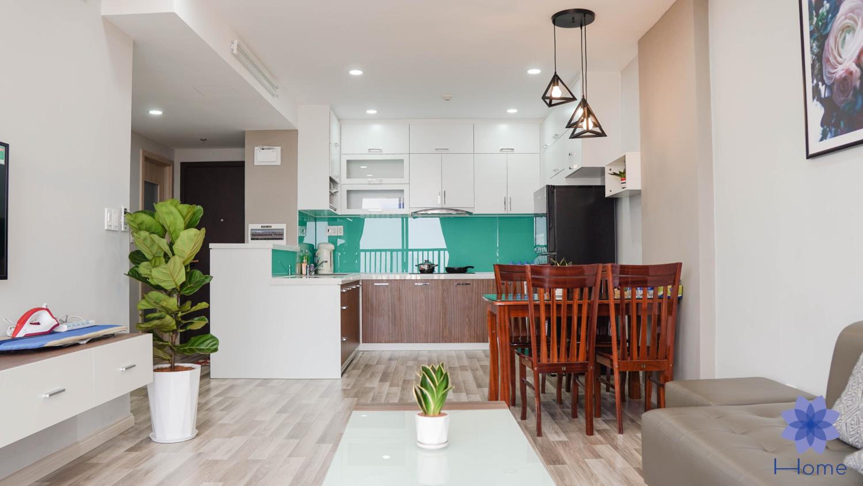 HOME, Apartments for rent in Orchard Park View building w/Free Gym&Pool