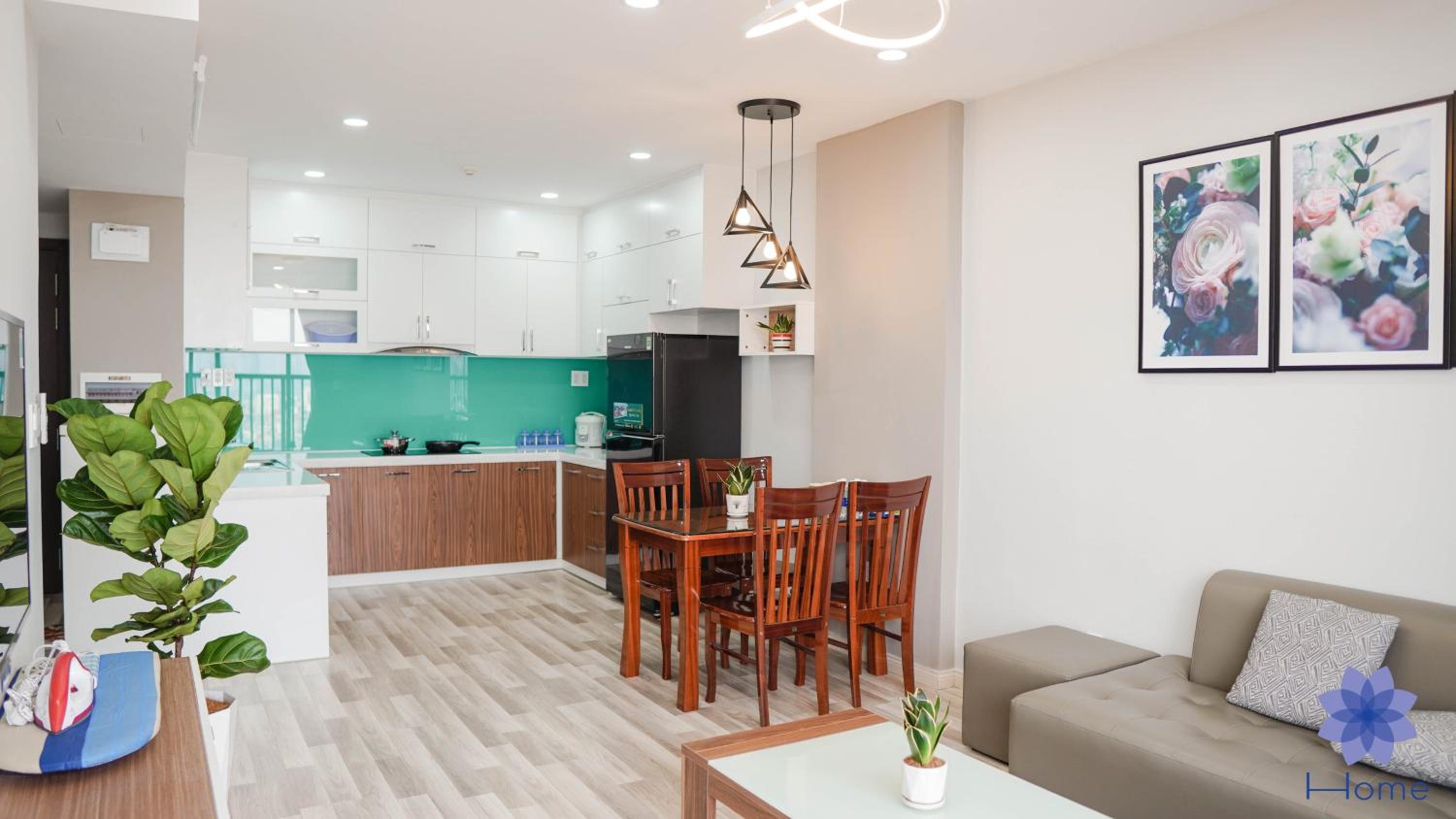 HOME, Apartments for rent in Orchard Park View building w/Free Gym&Pool