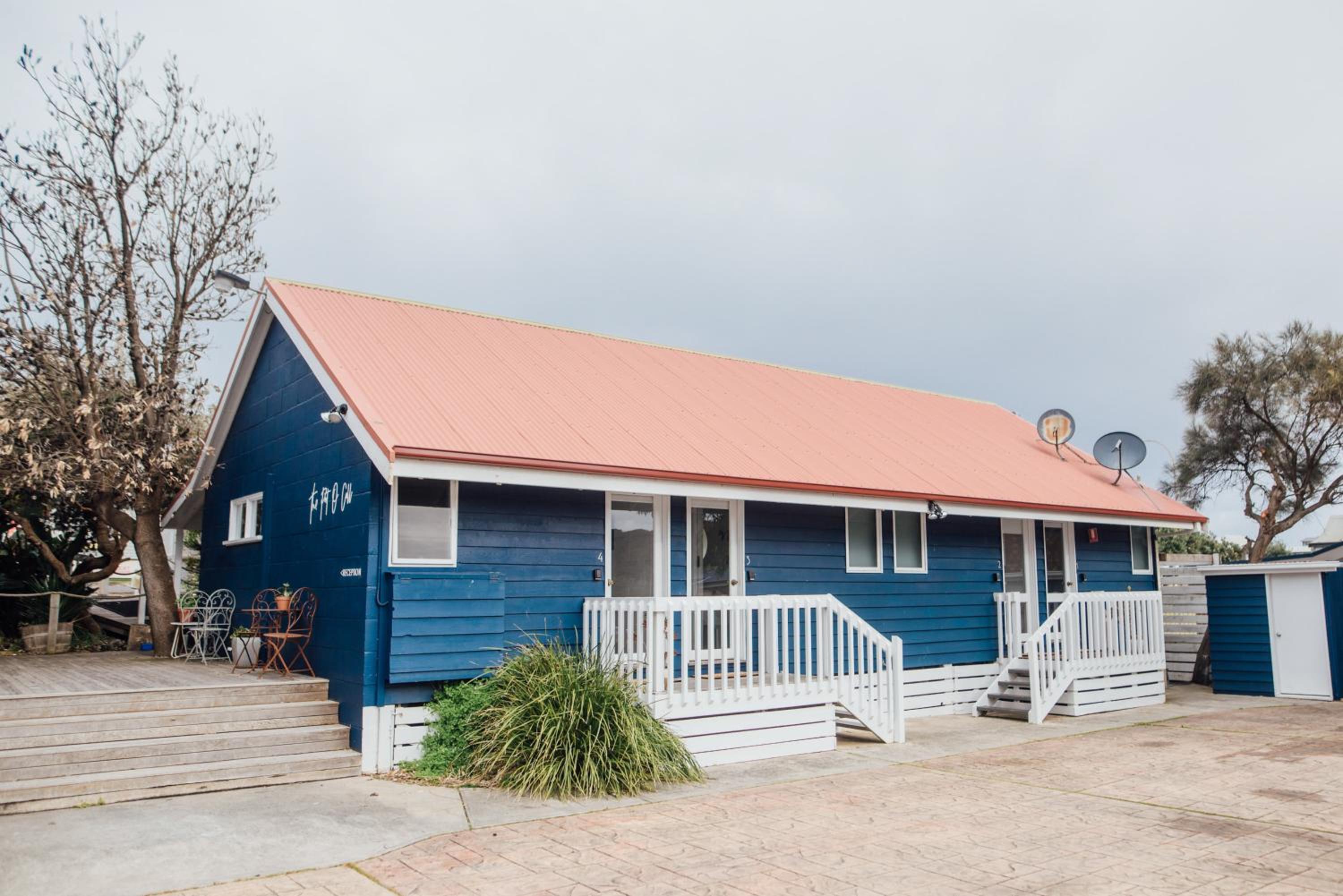 Port O' Call Motel