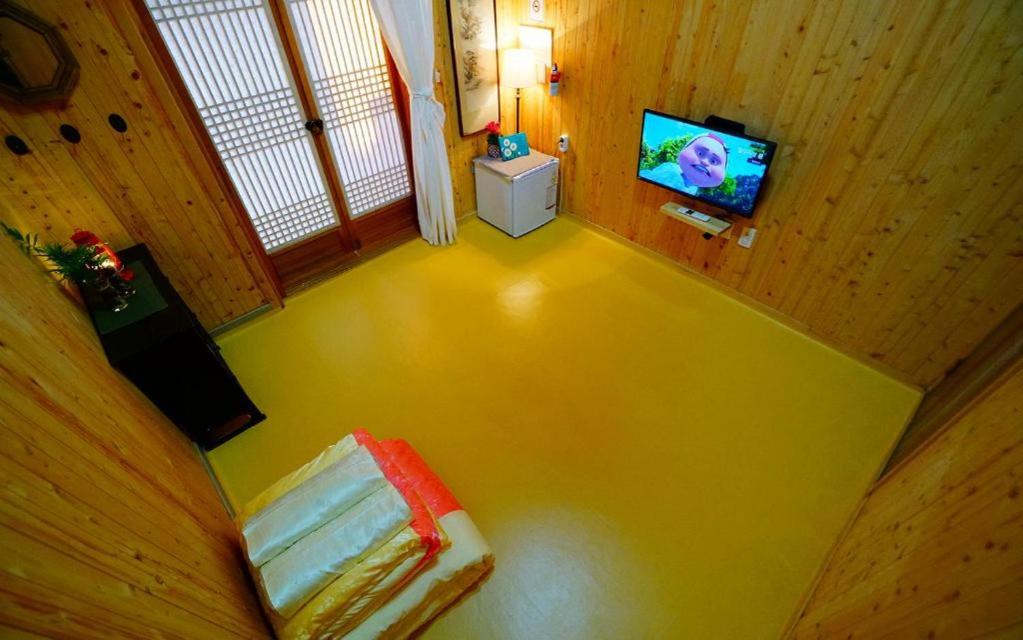 Photo 46