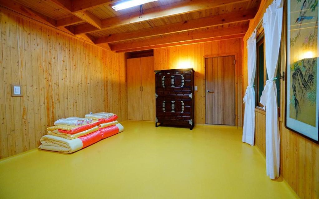 Photo 50
