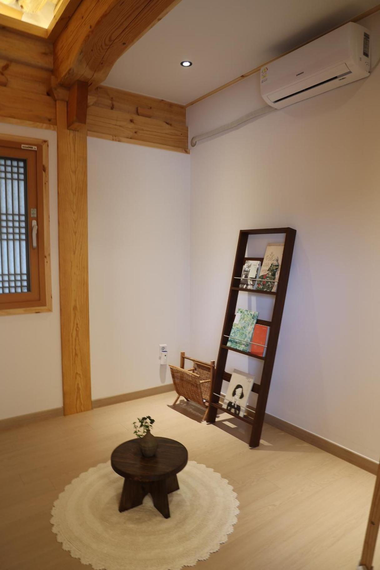 Gyeongju Hanok Sohwa