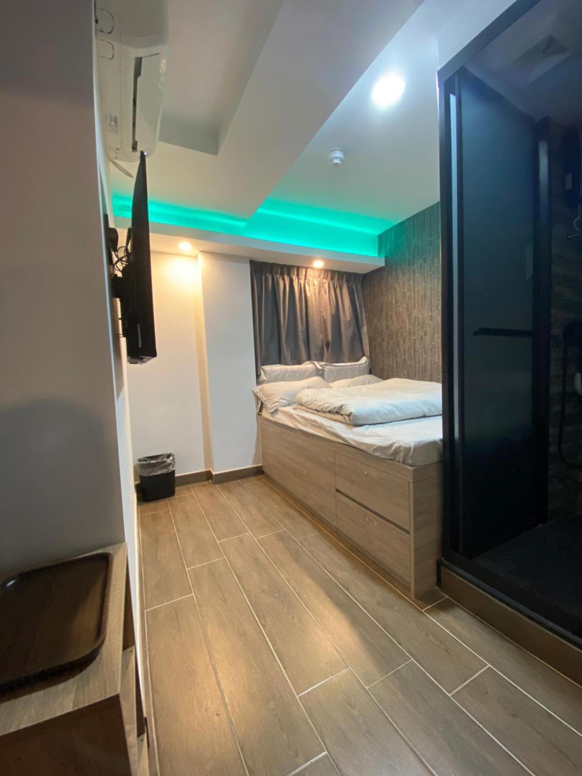T A B Hotel
