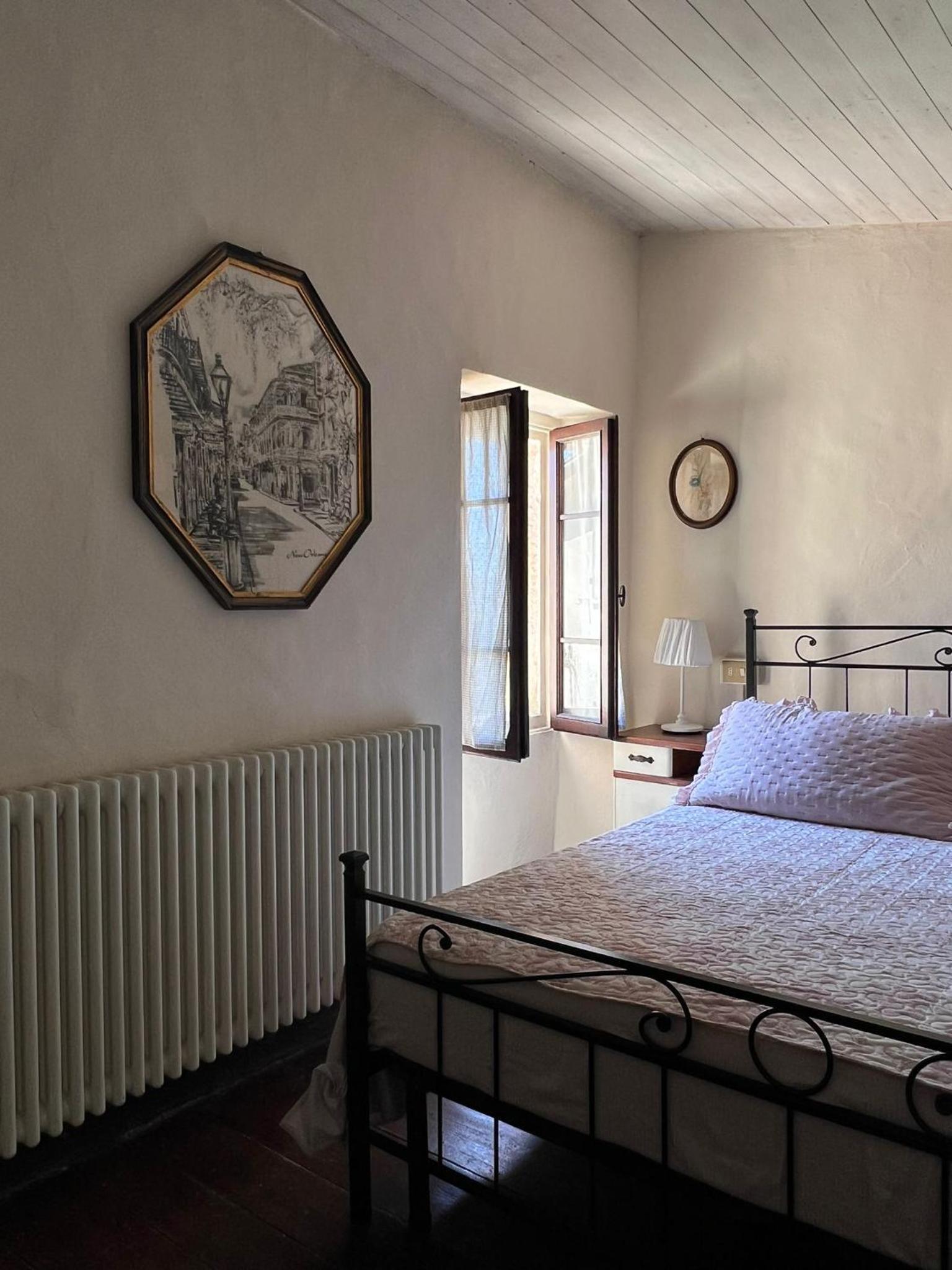 La Chicca piccola casina in affitto nel Borgo Antico di Gaggio Montano BO view 4