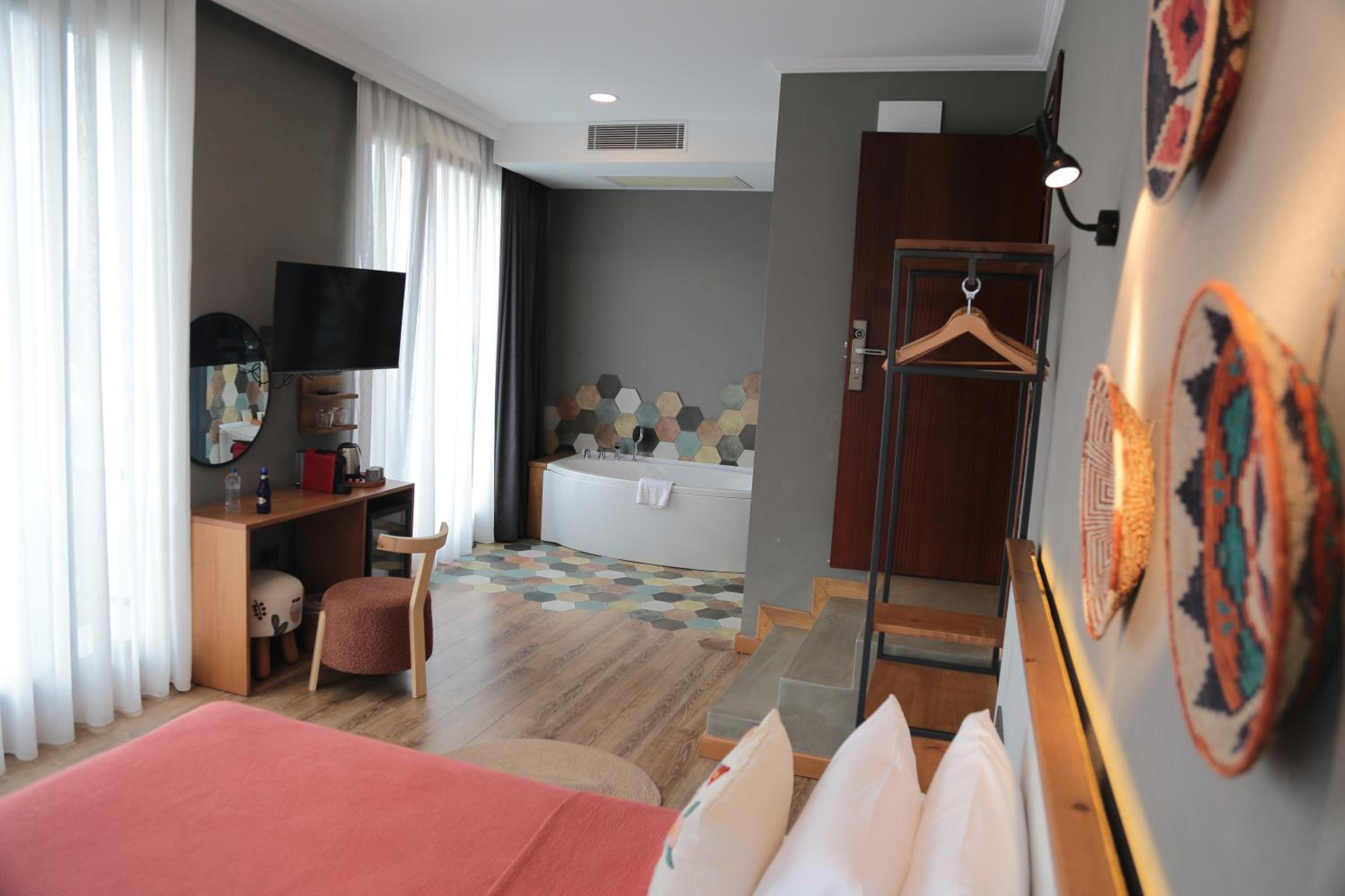 Petrion Otel - Image 70