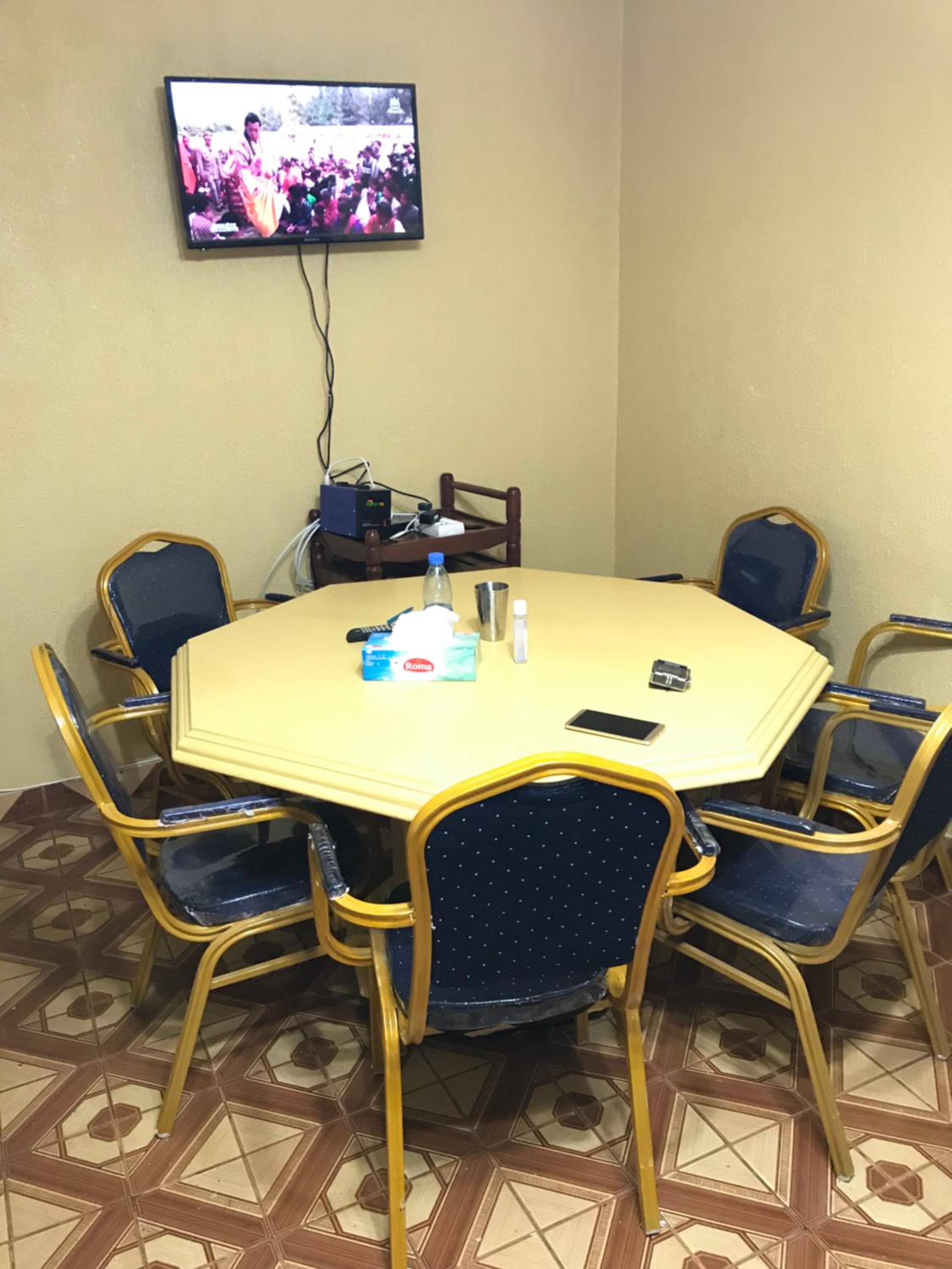 Bel Appartement 2 chambres meublé à Bafoussam