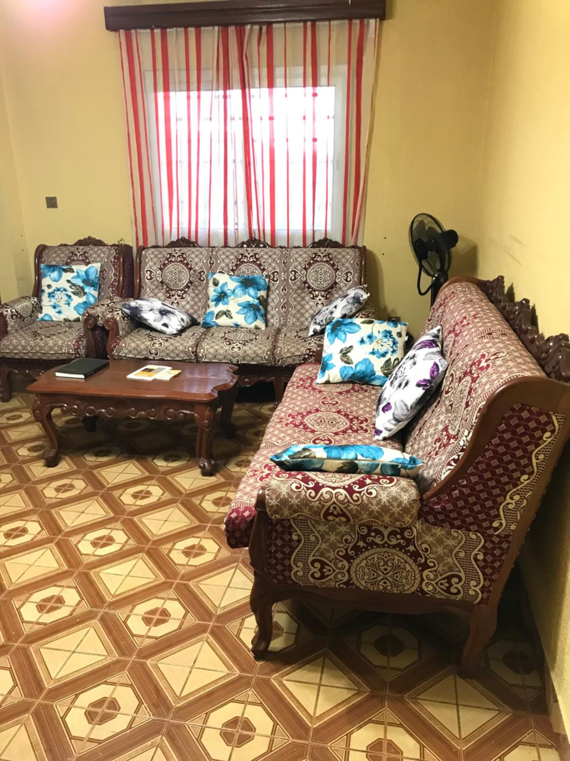 Bel Appartement 2 chambres meublé à Bafoussam