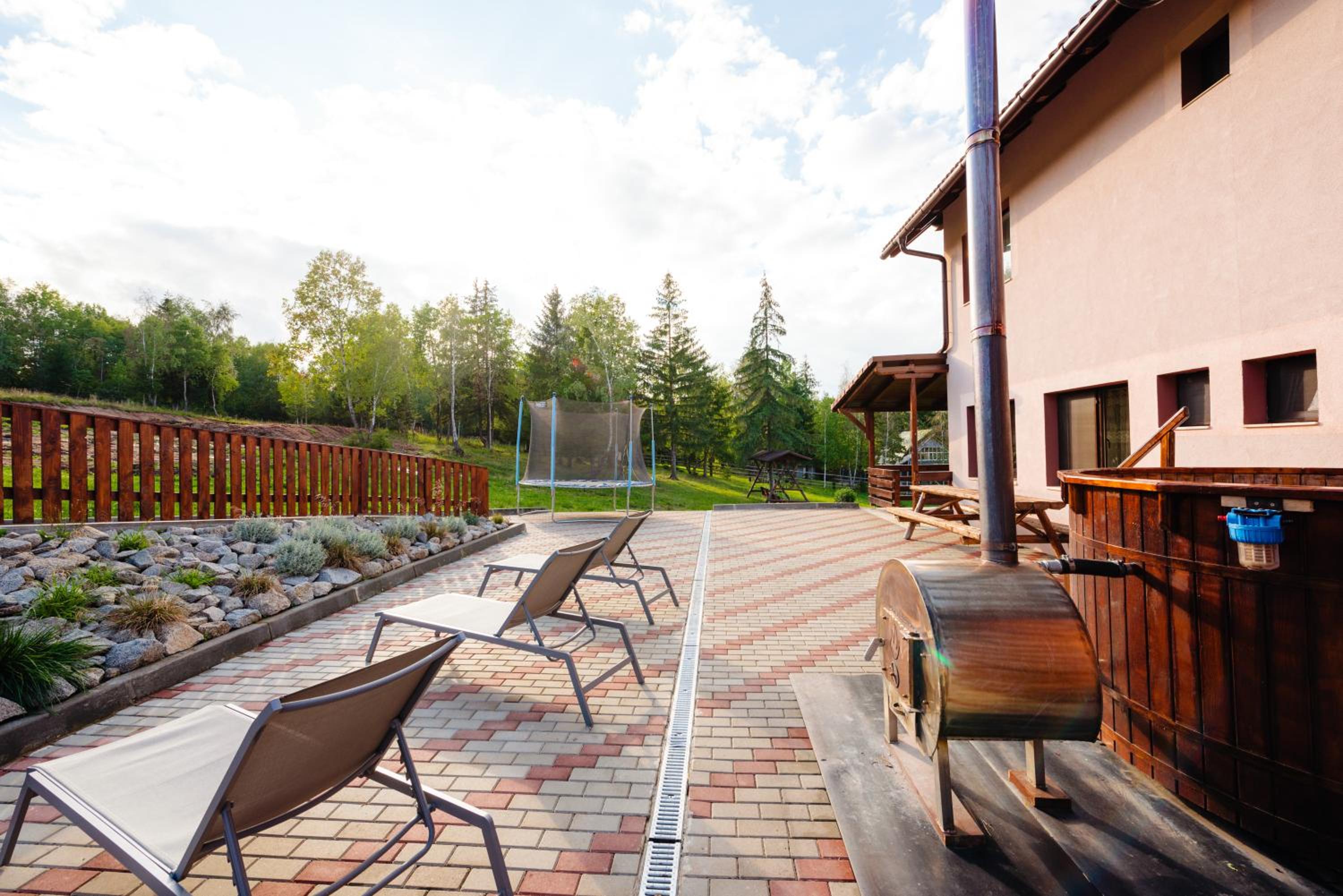 Photo 36
